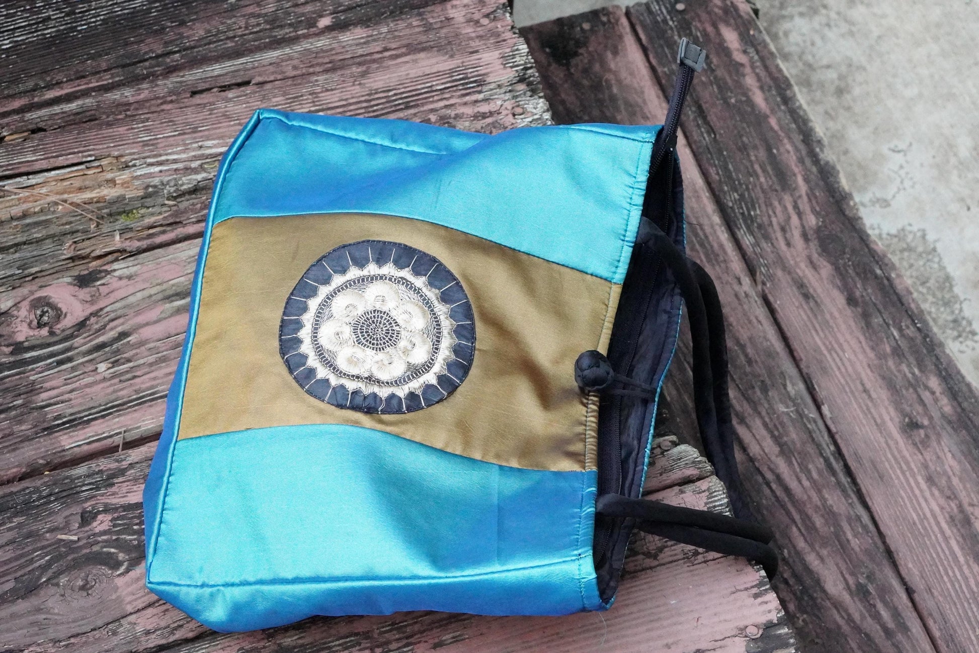 Vintage Thai Blue Gold Embroidered Shoulder Bag Zipper Tote Handbag