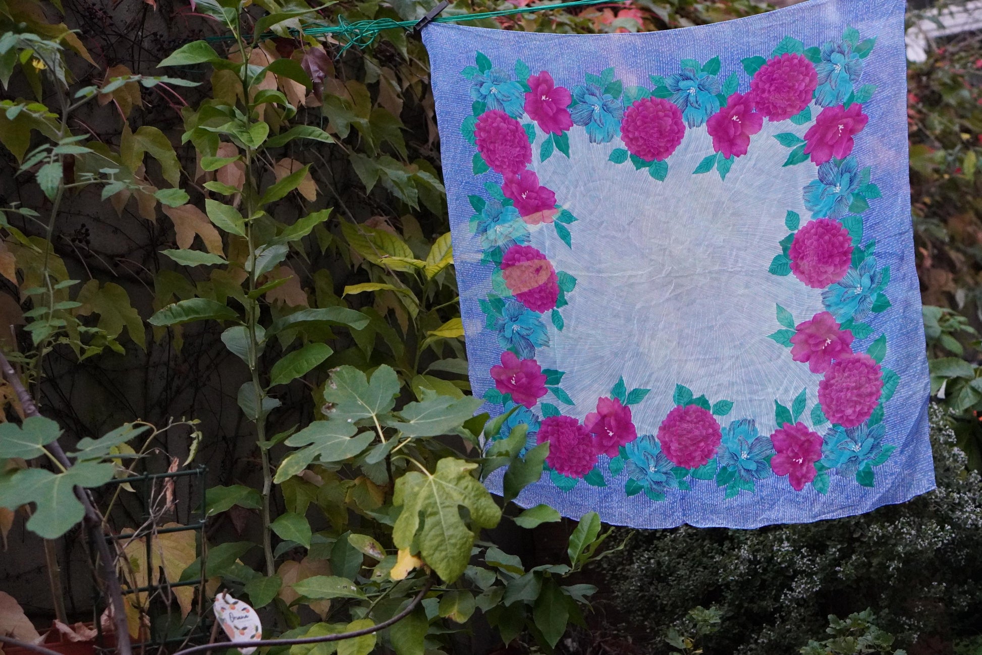 Torrente Paris Silk Scarf Vintage Floral Fuchsia Blue Square Foulard Carré
