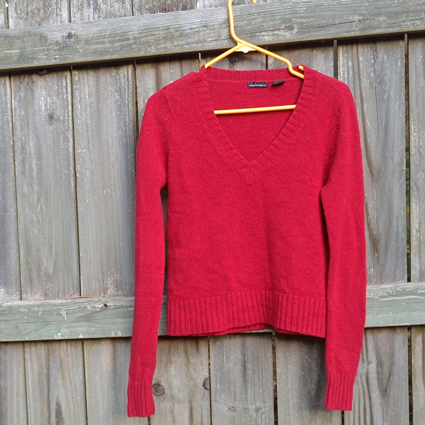 Vintage Red V-Neck Sweater 100% Wool Fitted Cropped Jumper 90s Size Small