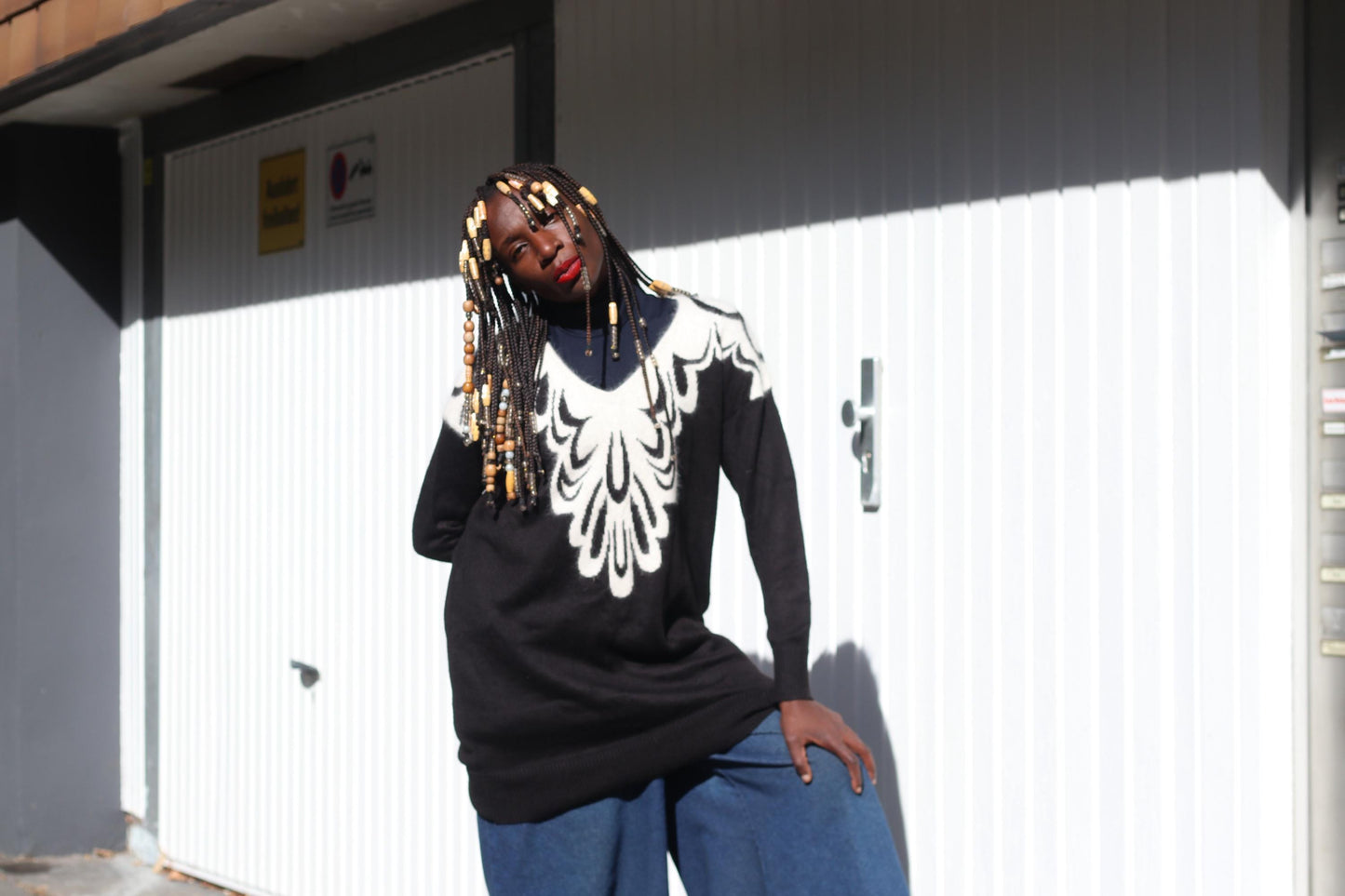 Vintage H&M Graphic Knit Sweater Black White Oversize Jumper Crewneck Layering