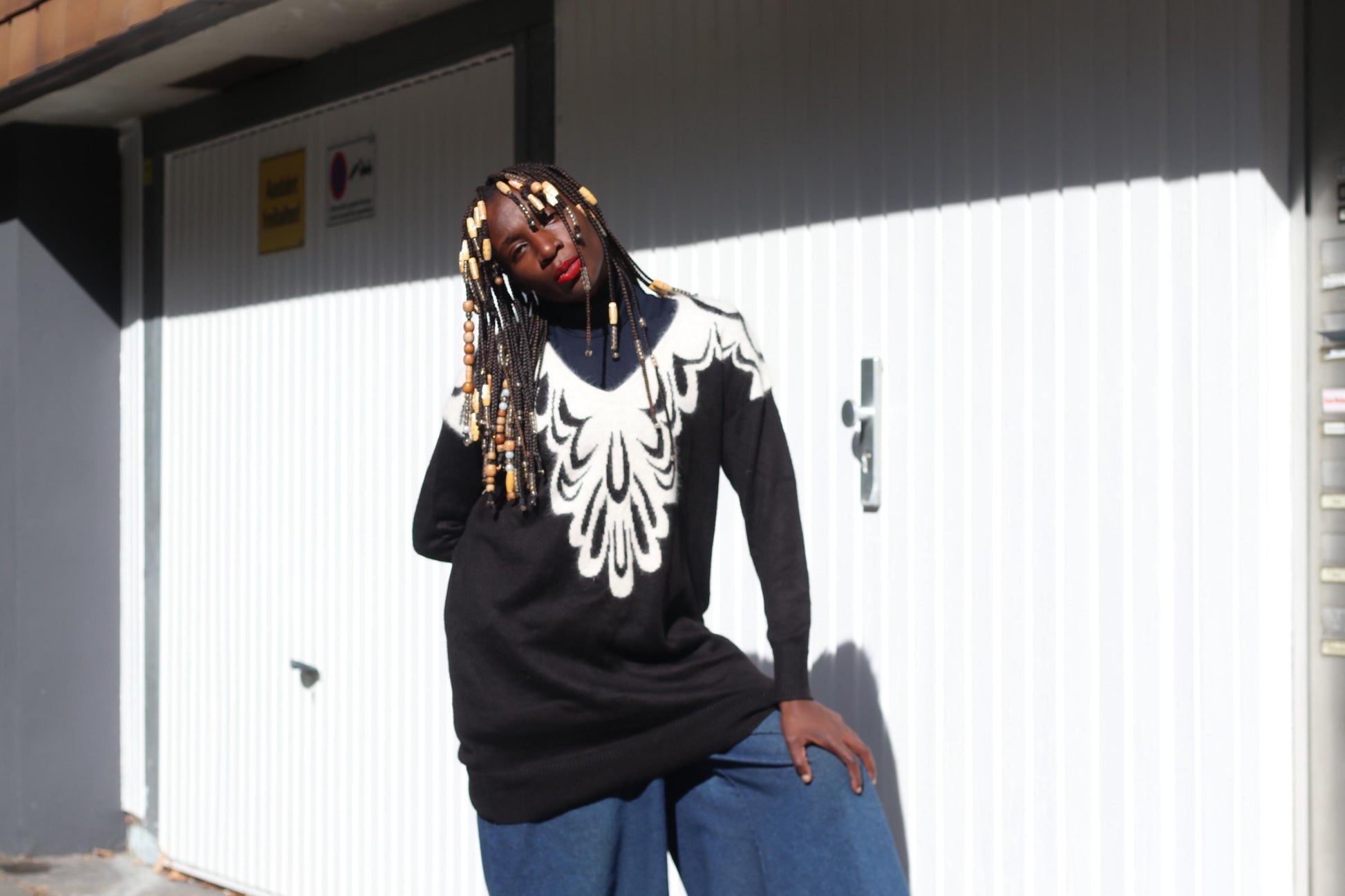 Vintage H&M Graphic Knit Sweater Black White Oversize Jumper Crewneck Layering