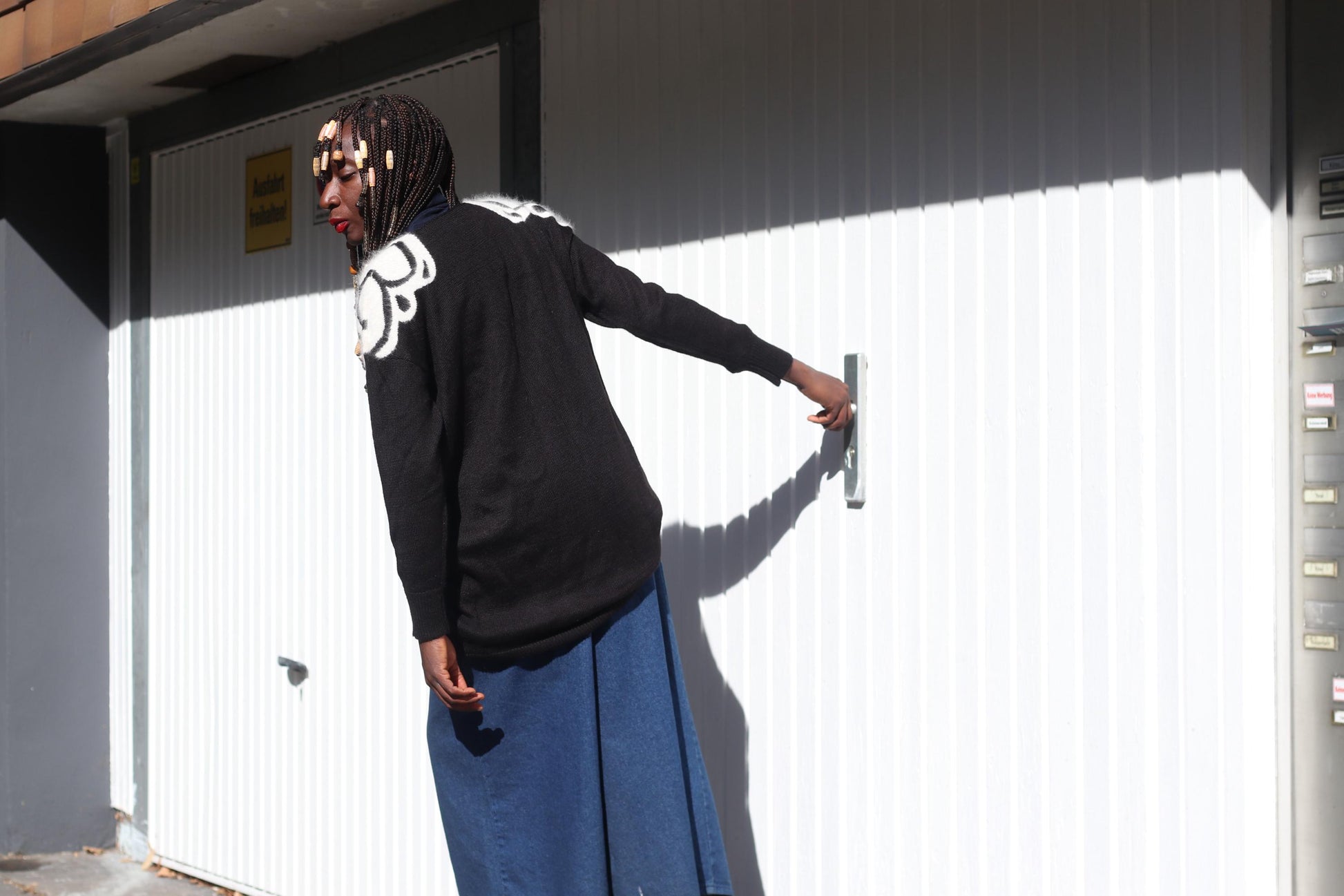 Vintage H&M Graphic Knit Sweater Black White Oversize Jumper Crewneck Layering