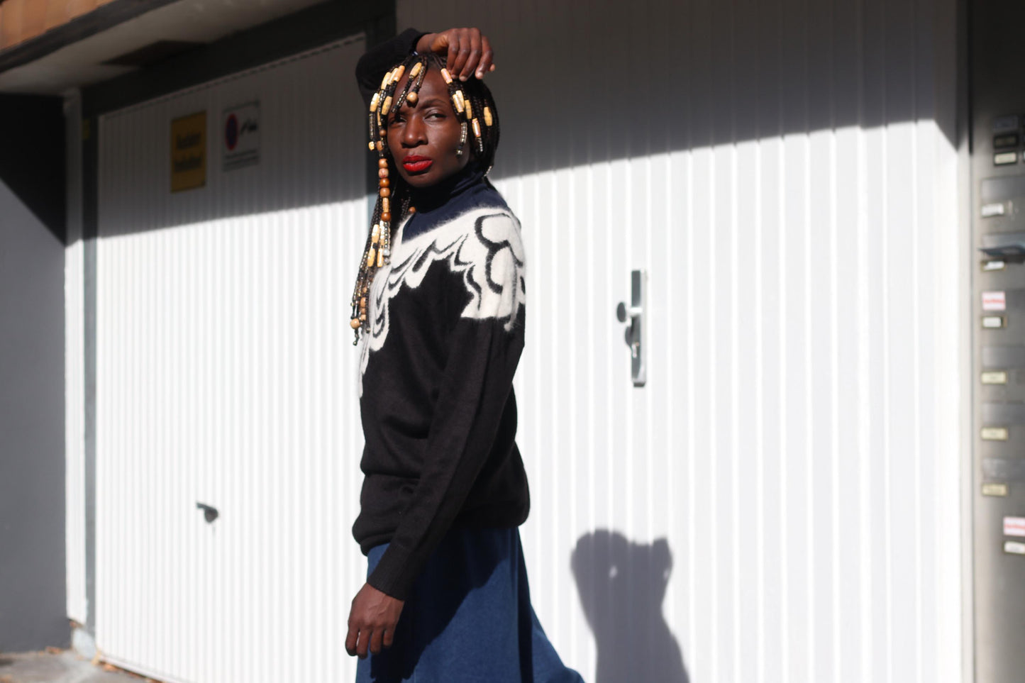 Vintage H&M Graphic Knit Sweater Black White Oversize Jumper Crewneck Layering