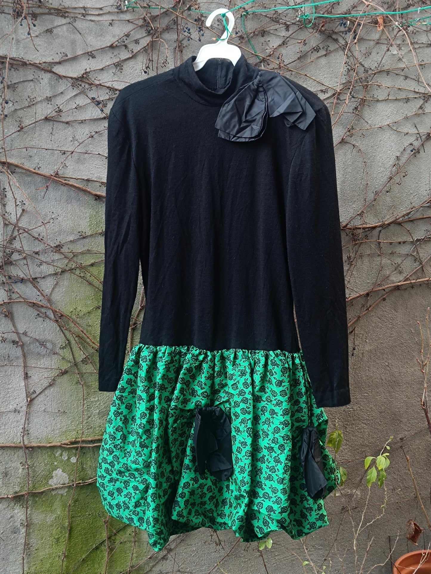 Vintage 80s Handmade Mini Dress Black Green Balloon Skirt High Neck Bow Applique XS-S