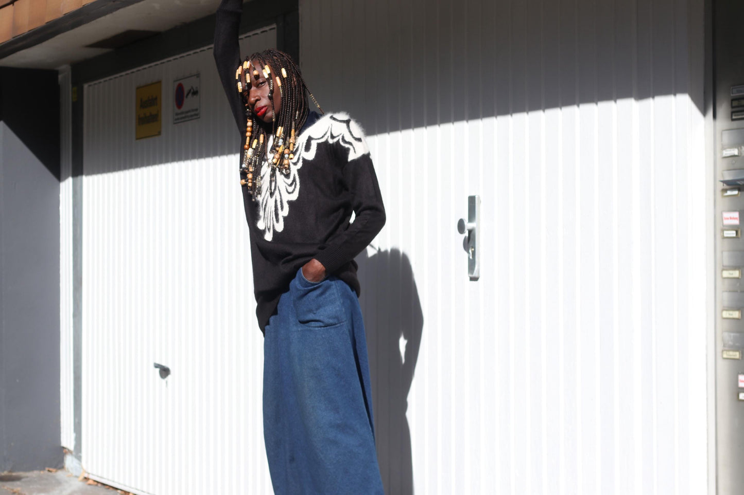 Vintage H&M Graphic Knit Sweater Black White Oversize Jumper Crewneck Layering