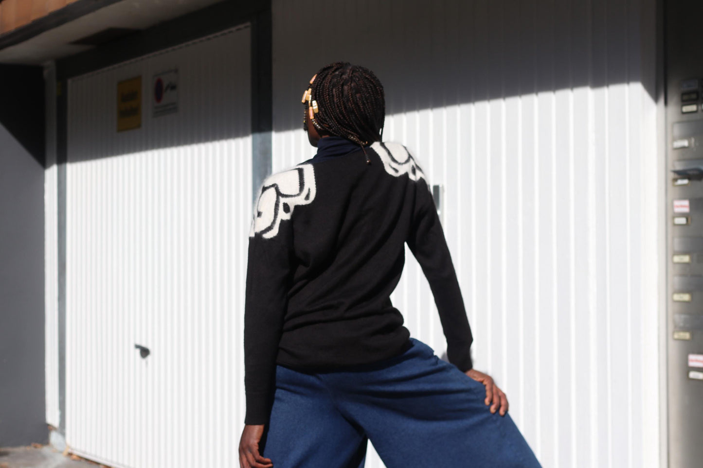 Vintage H&M Graphic Knit Sweater Black White Oversize Jumper Crewneck Layering