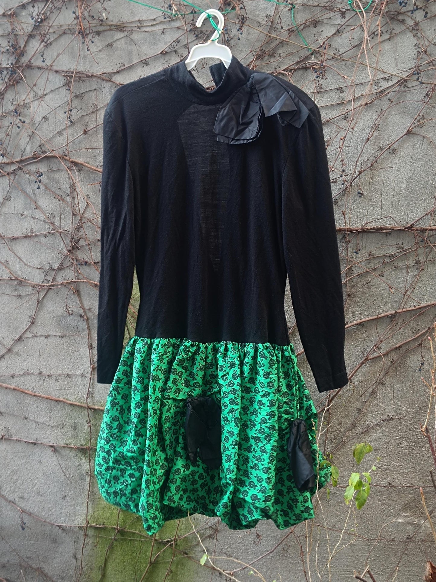 Vintage 80s Handmade Mini Dress Black Green Balloon Skirt High Neck Bow Applique XS-S