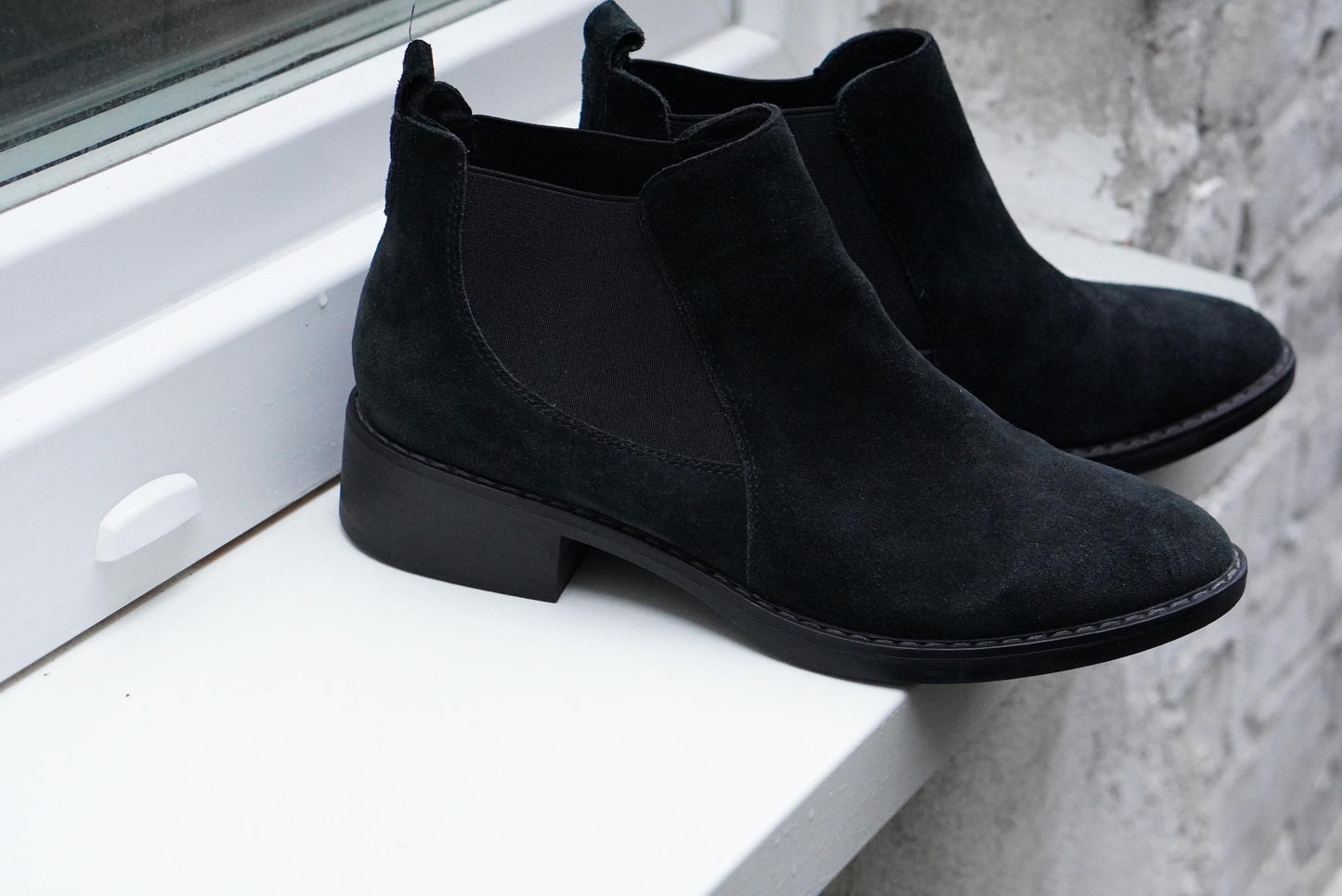 Vintage 5th Avenue Black Suede Chelsea Boots EU 39 Ankle Boot Real Leather Insole