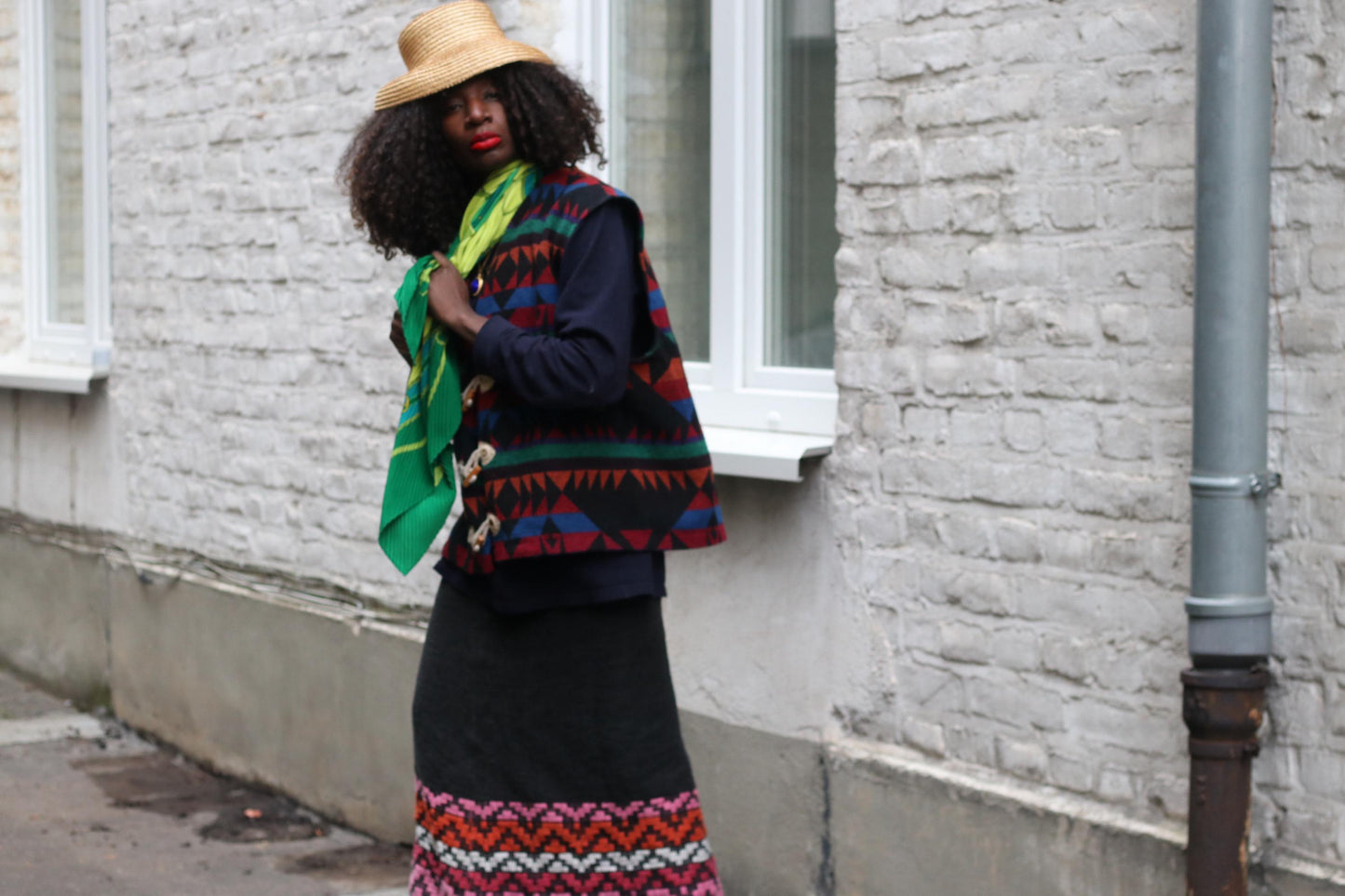 Vintage Knit Maxi Skirt S/XS | Boho Folk Patterned Hem | High Waist Black Knit