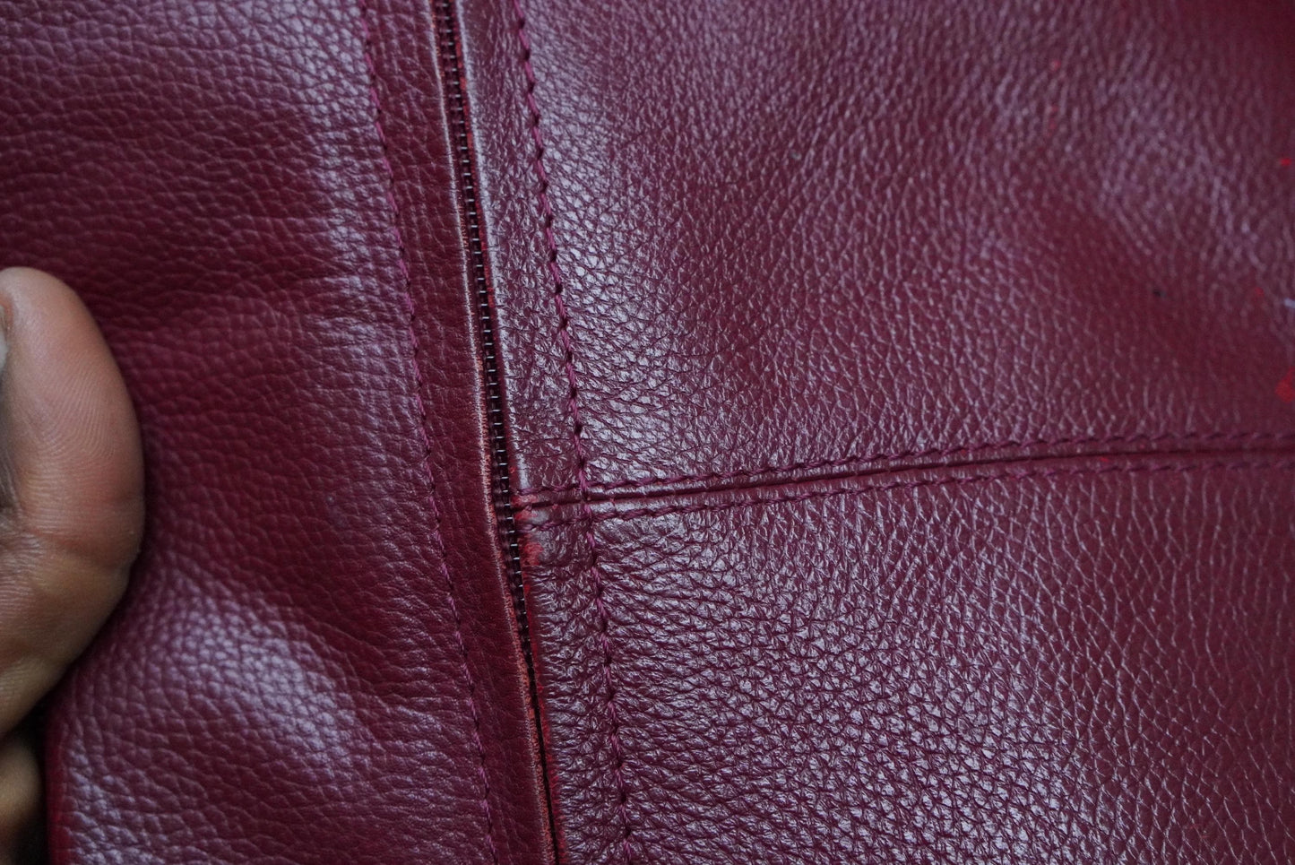 Vintage Gerry Weber Red Pebbled Leather Hobo Shoulder Bag