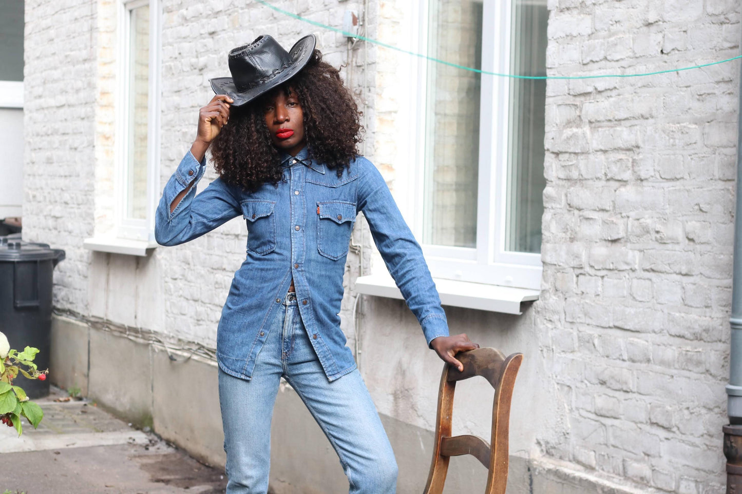 RARE 1973 Levi's Orange Tab Denim Shirt XS Western 70s Slim Fit Pearl Snap