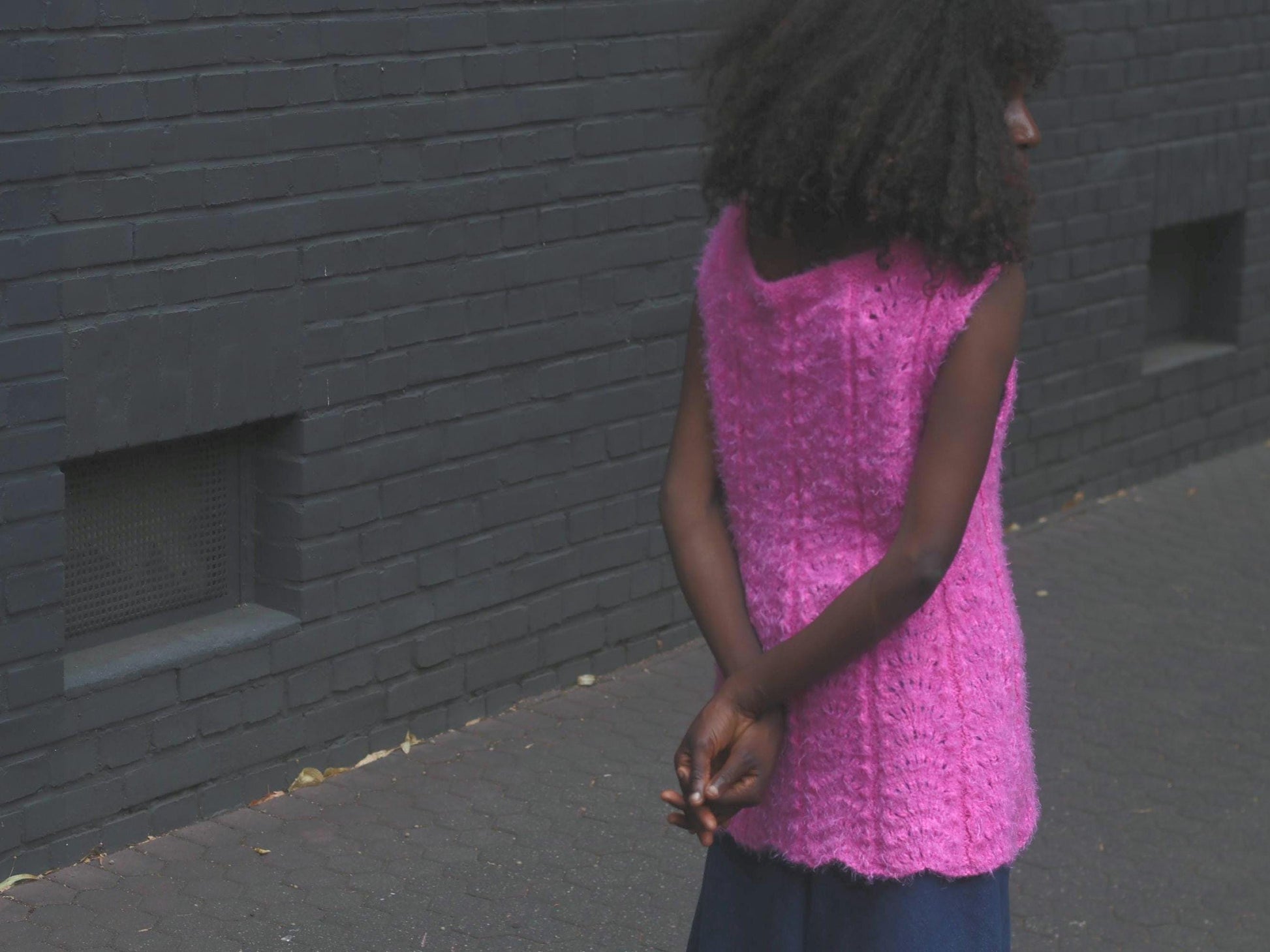 Vintage Fuzzy Pink Knit Vest Top 90s Y2K Hot Pink Loopy Sleeveless Sweater M