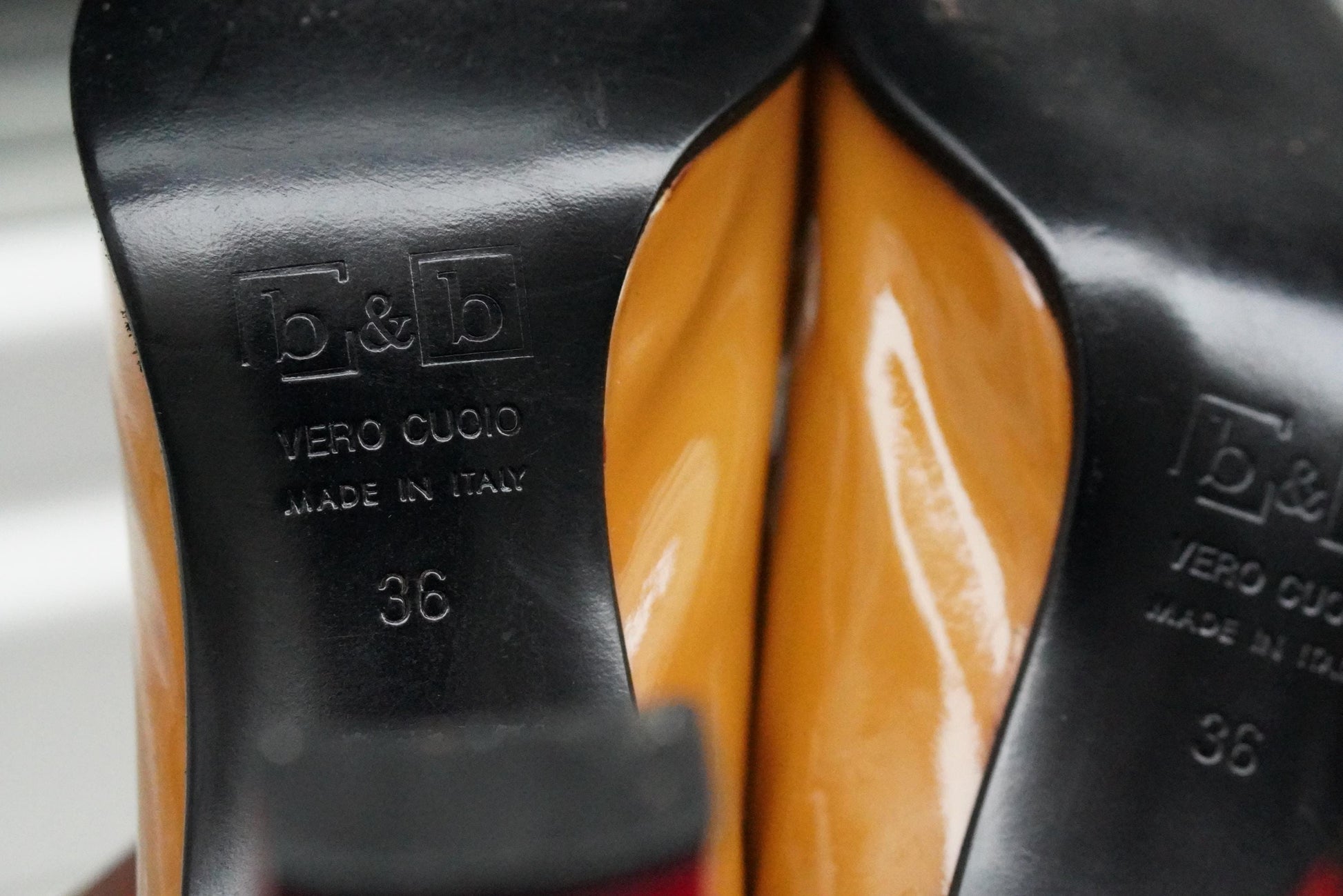 Vintage Leather Block Heel Shoes | Mod 70s Italian Design, EU 36