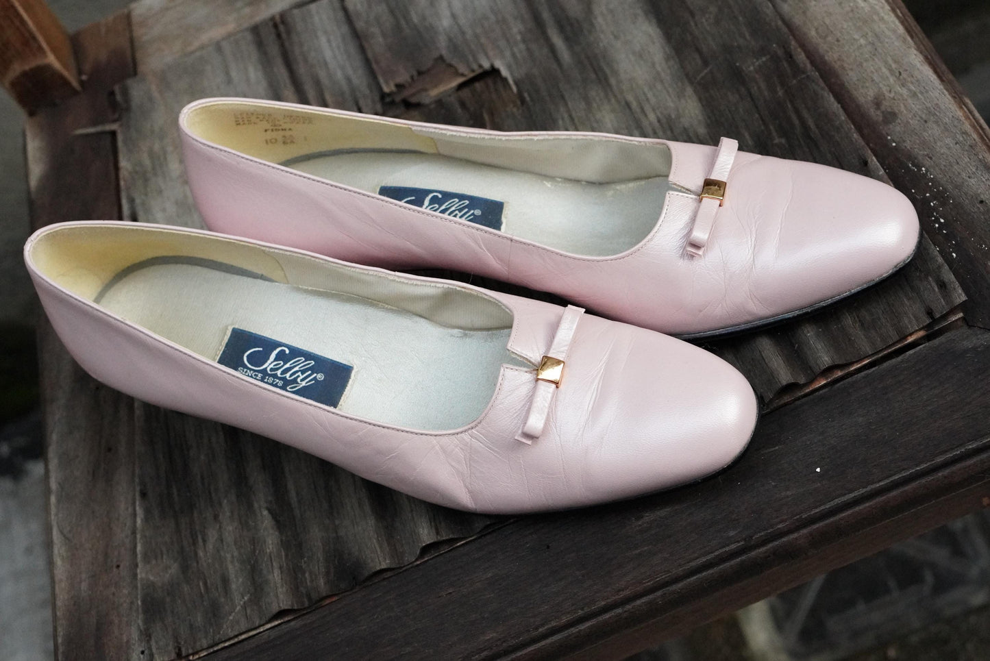 Selby Vintage Pink Leather Pumps, Bow Block Heel, US 10