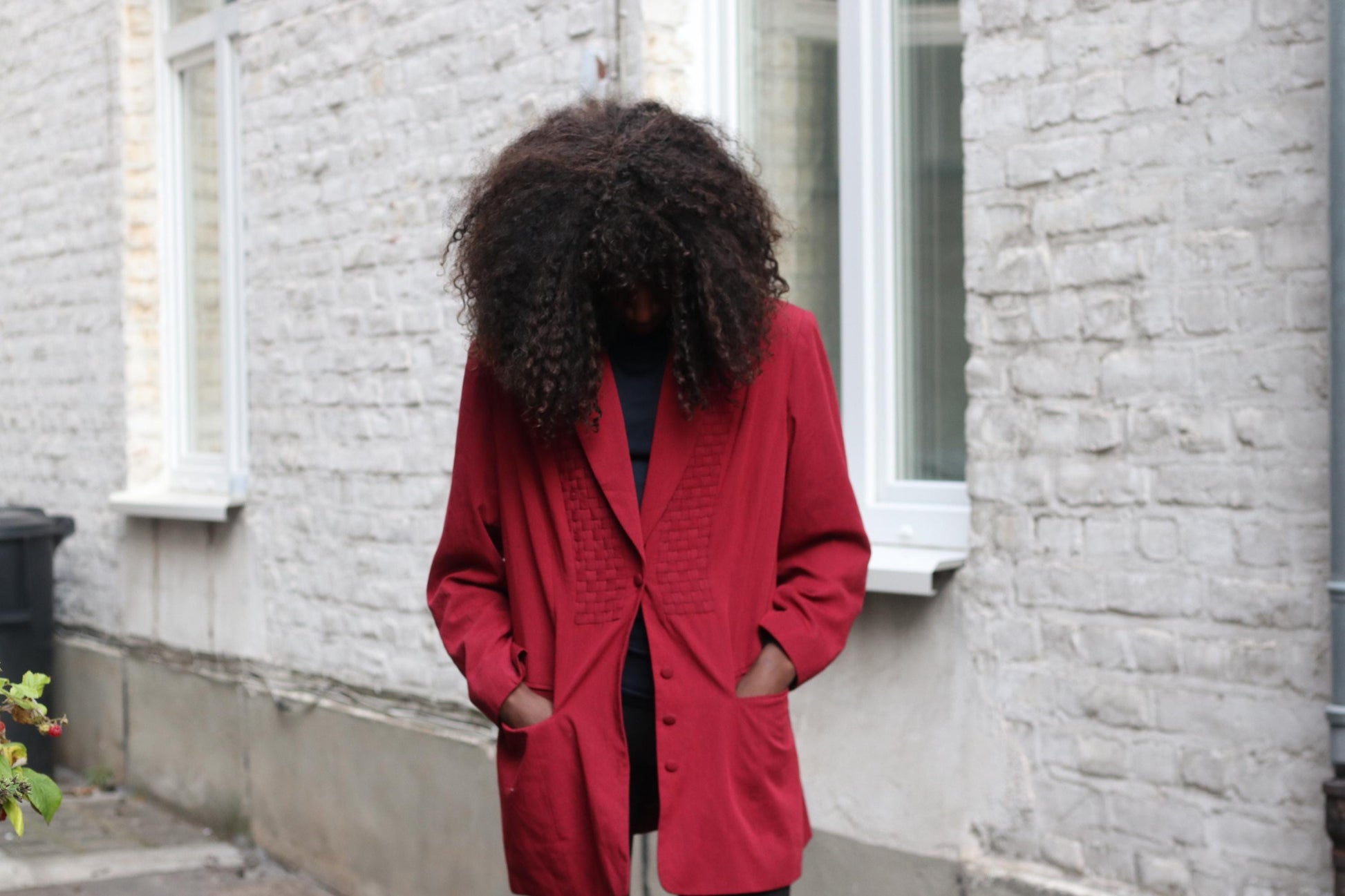 80s Red Blazer| Vintage Women's Blazer with Pleated Details| Minimalist Chic Long Sleeved Blazer
