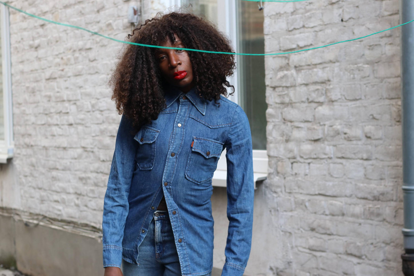 RARE 1973 Levi's Orange Tab Denim Shirt XS Western 70s Slim Fit Pearl Snap