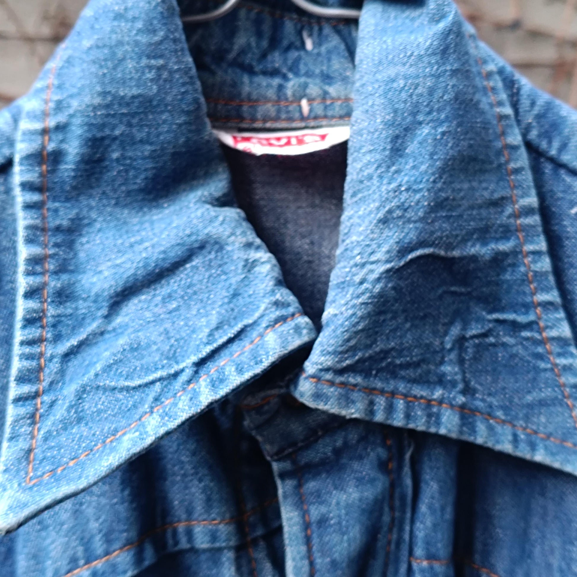 RARE 1973 Levi's Orange Tab Denim Shirt XS Western 70s Slim Fit Pearl Snap