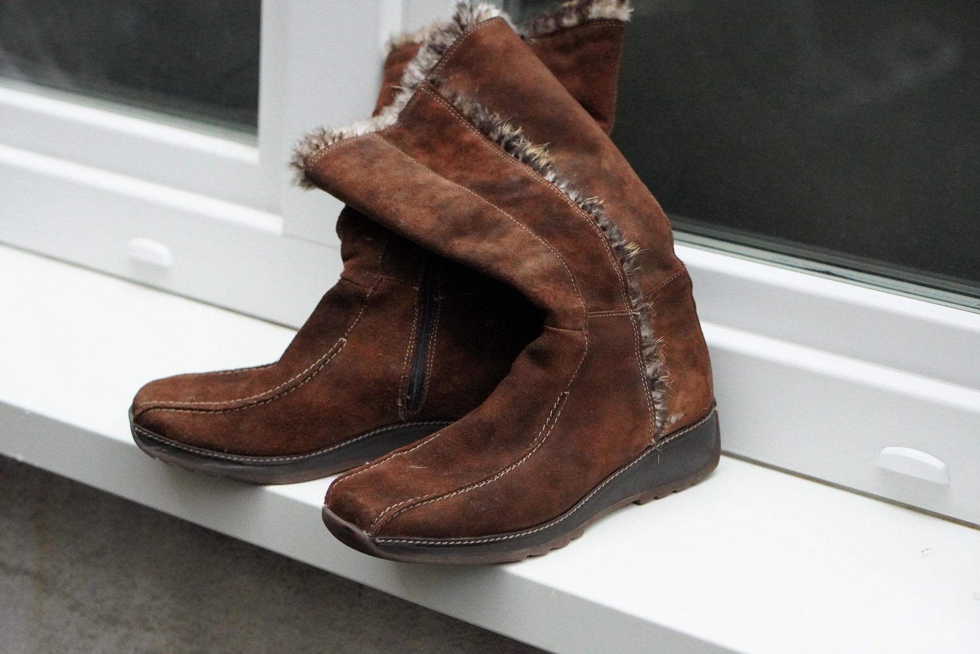 Vintage Brown Suede Faux Shearling Lined Wedge Boots Knee High Winter Size EU38