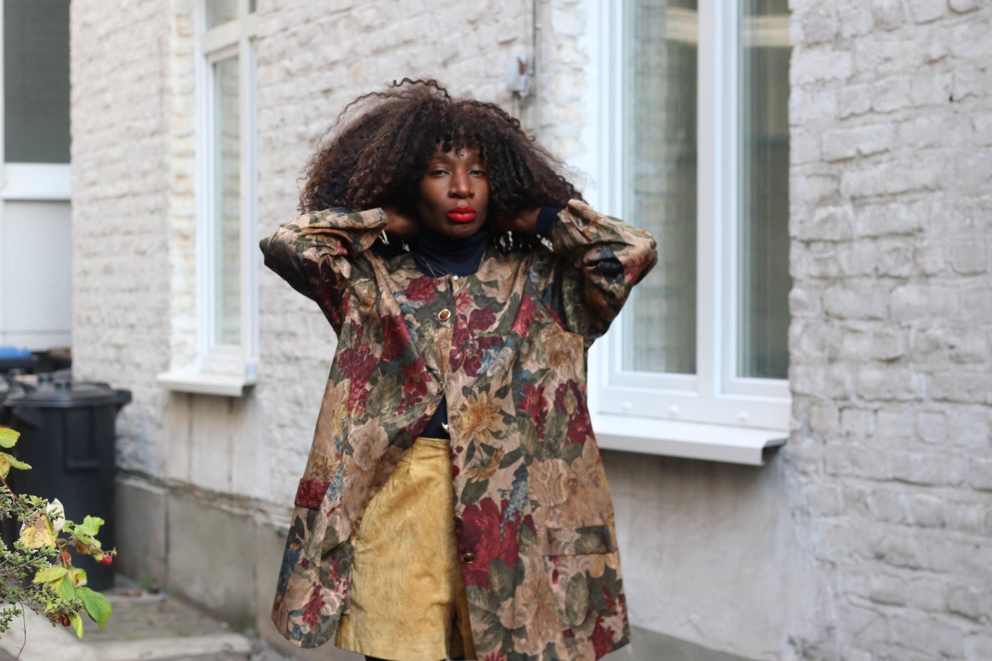 Vintage Mustard Yellow Suede Shorts| 70s Women's High Waisted Real Leather Boho Festival