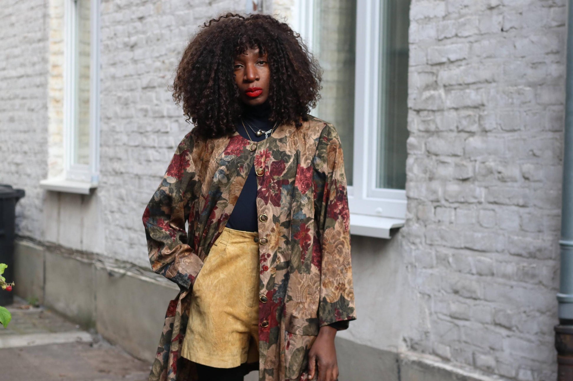 Vintage Mustard Yellow Suede Shorts| 70s Women's High Waisted Real Leather Boho Festival