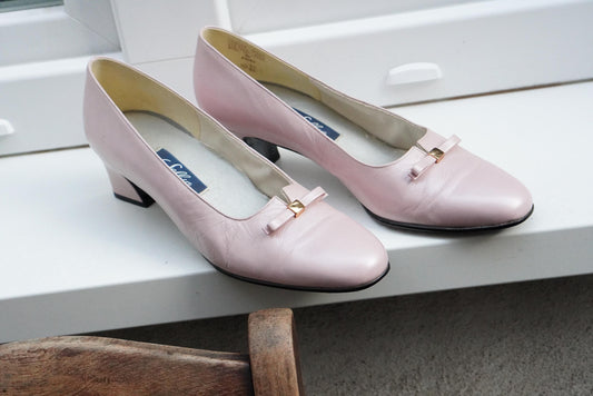 Selby Vintage Pink Leather Pumps, Bow Block Heel, US 10