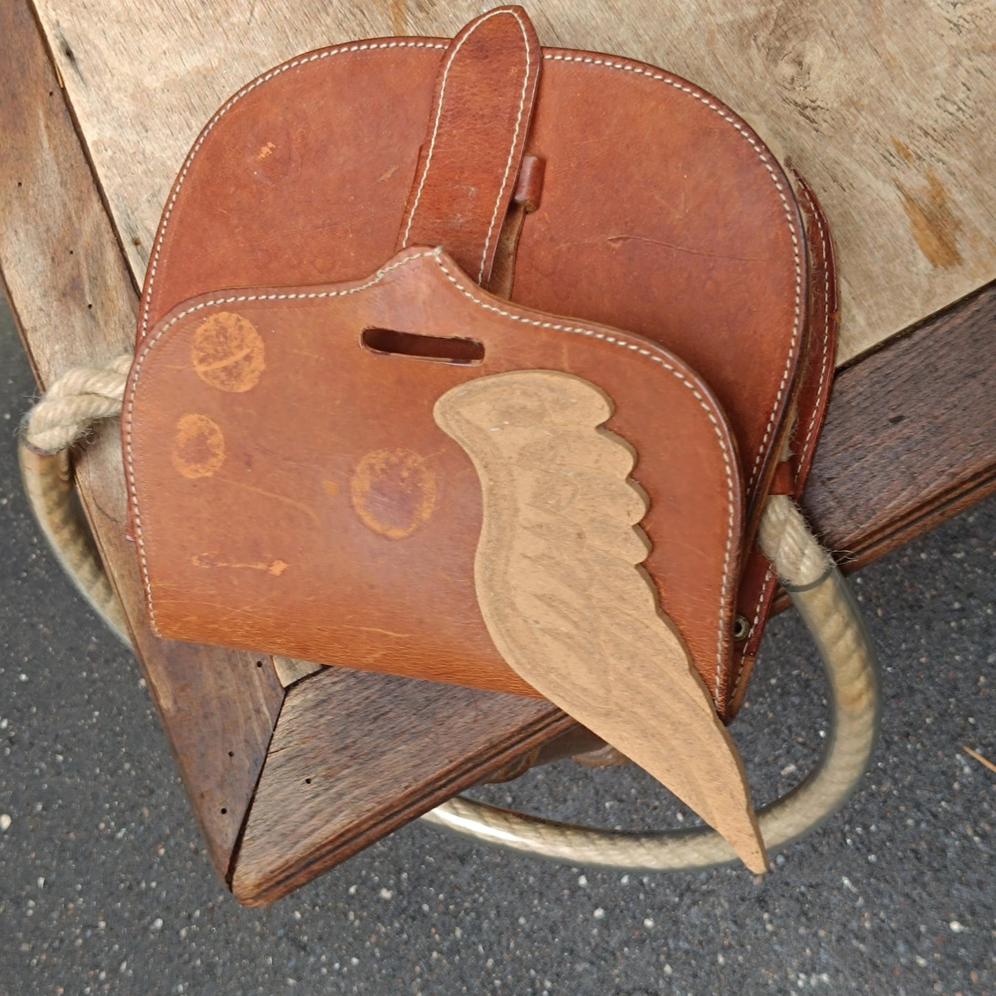Vintage Sculptural Tan Leather Saddle Bag Rope Detail Wooden Wing Appliqué Boho
