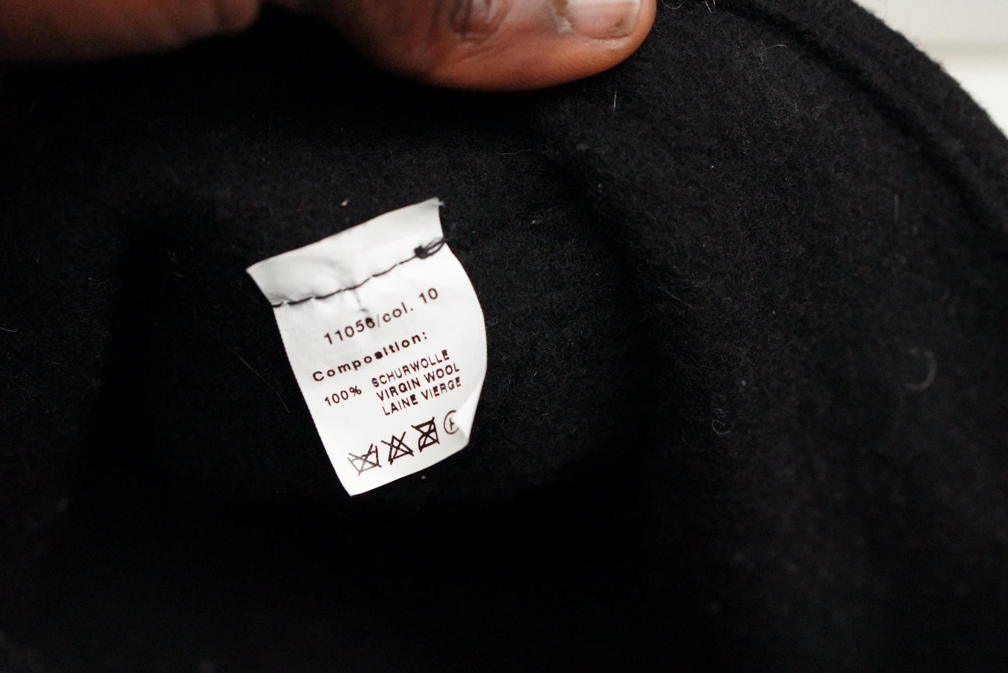 Vintage Black Wool Cloche Hat| 100% Virgin Wool Headwear| 1920s Flapper Style Winter Hat