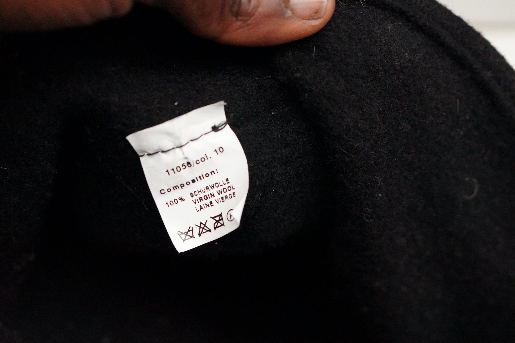 Vintage Black Wool Cloche Hat| 100% Virgin Wool Headwear| 1920s Flapper Style Winter Hat