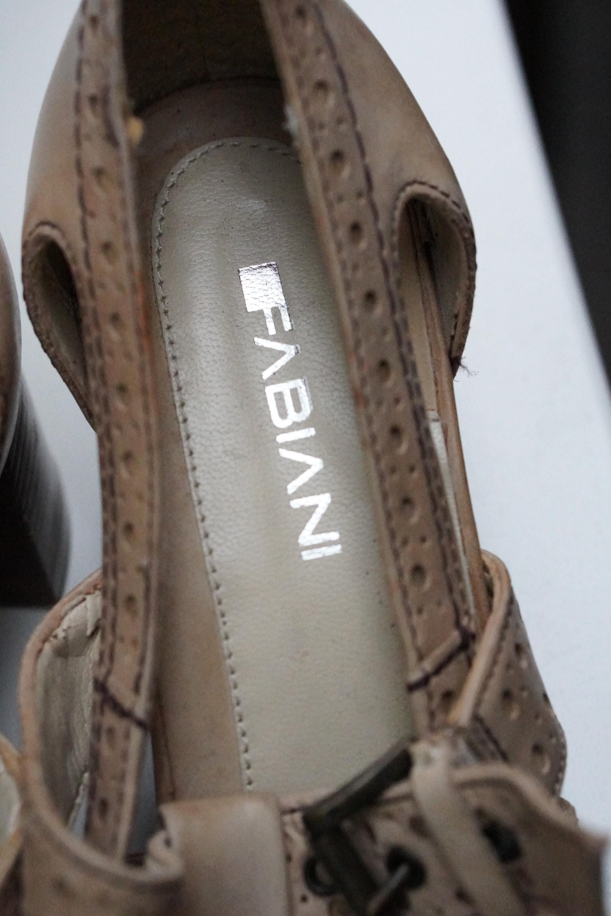 Fabiani Vintage Leather T Strap Brogue Heels Nude Pumps EU 36