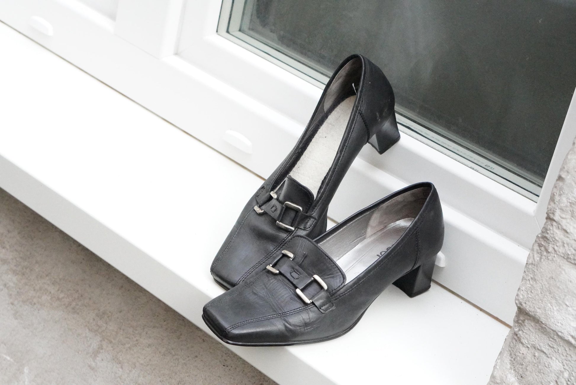 Vintage Gabor Black Leather Pumps Buckle Block Heel Classic Shoes 4.5