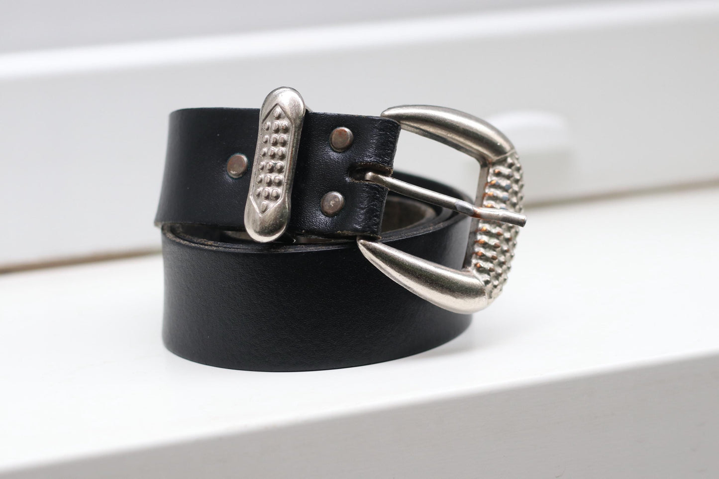 Western Belt Black Leather Silver Buckle| Vintage Cowboy Boho Women's Belt Size 75