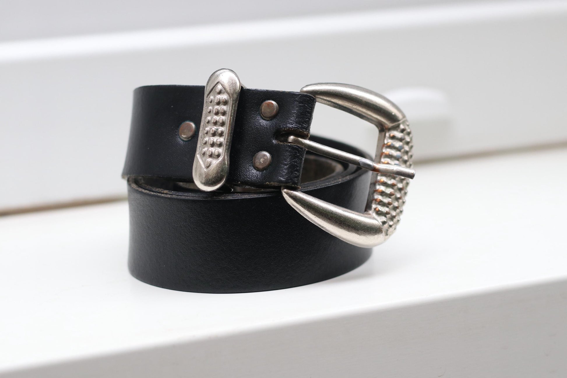 Western Belt Black Leather Silver Buckle| Vintage Cowboy Boho Women's Belt Size 75