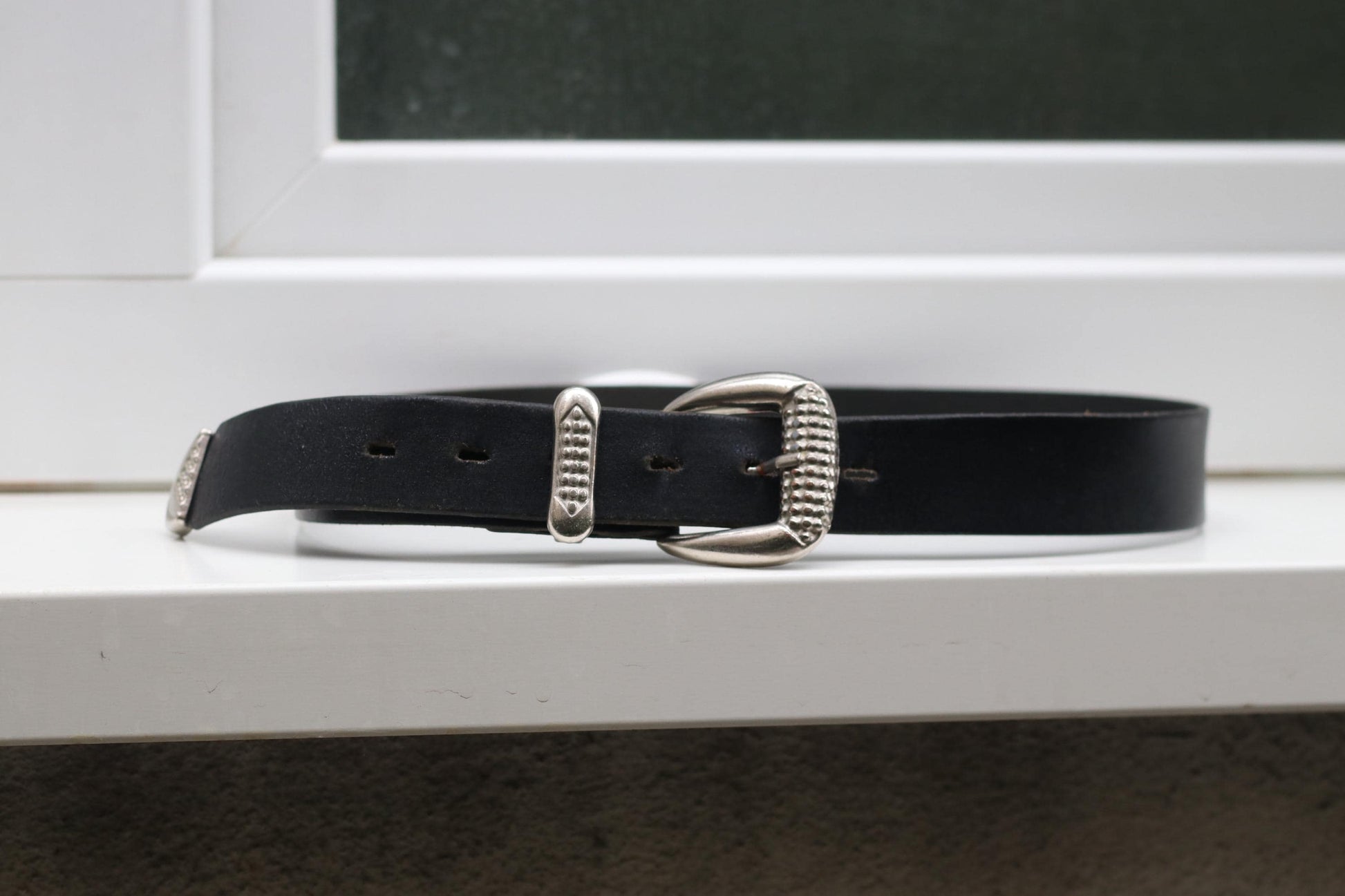 Western Belt Black Leather Silver Buckle| Vintage Cowboy Boho Women's Belt Size 75