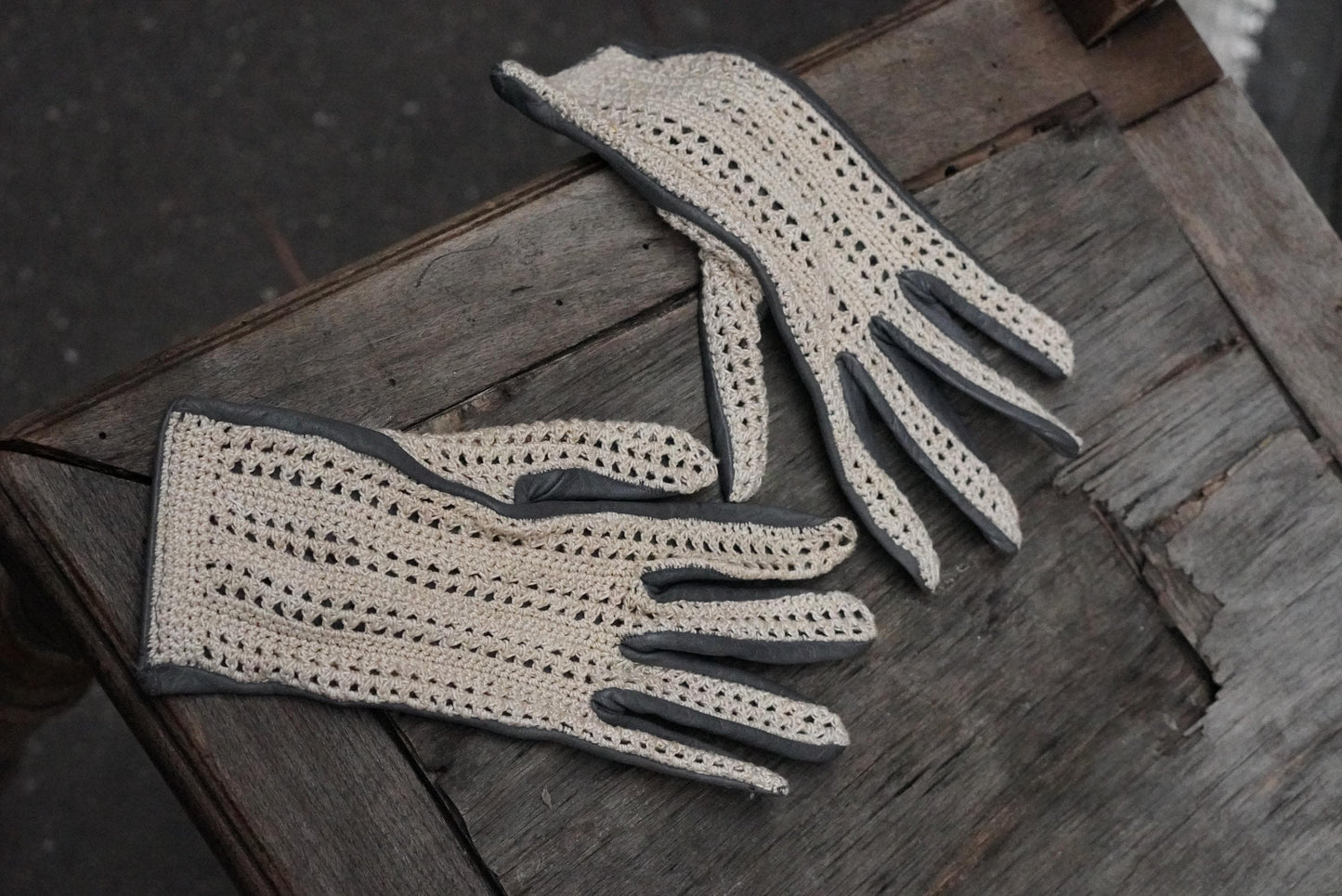 Vintage Crochet Leather Driving Gloves Cream Beige 70s Boho Chic Mittens Small