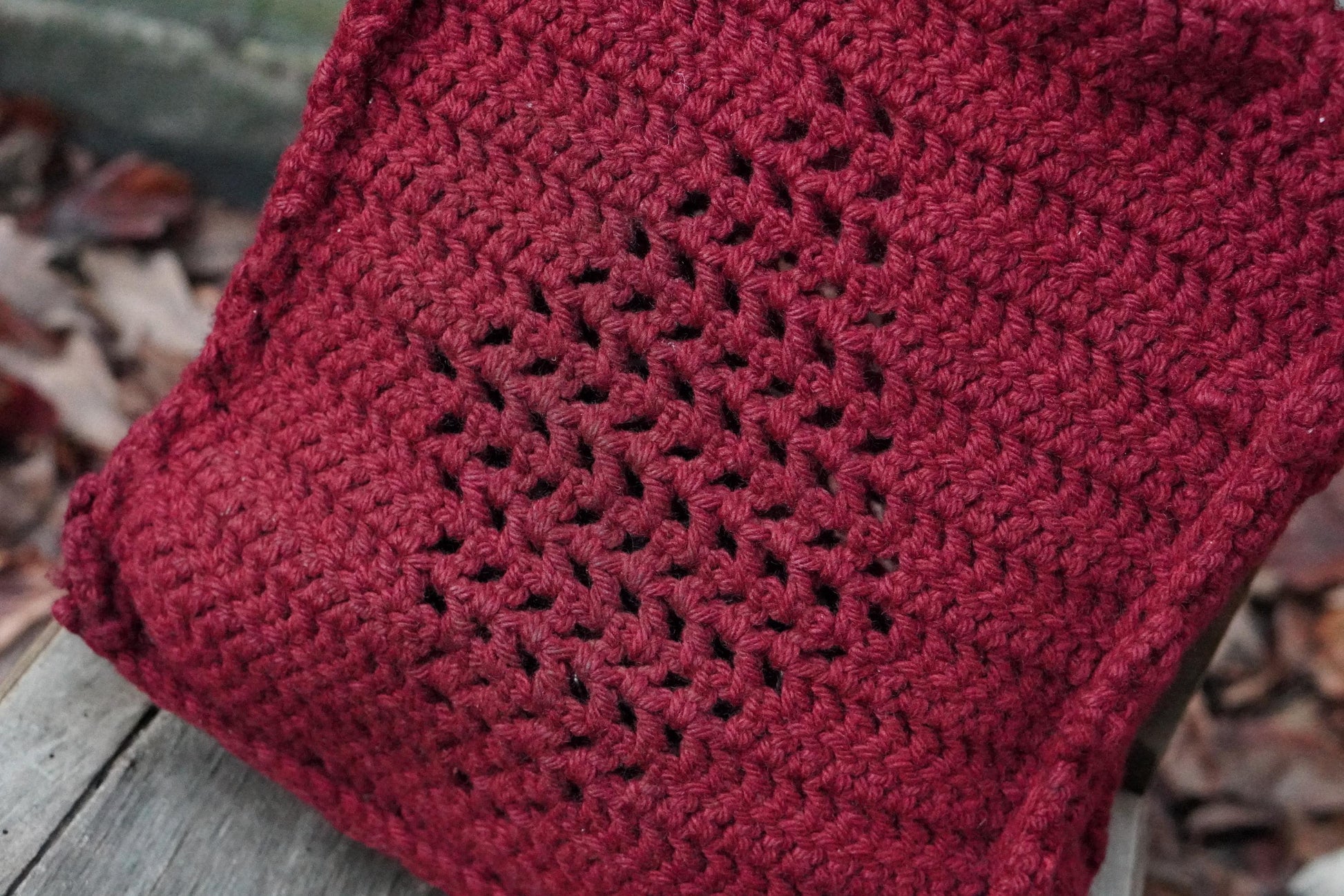 Vintage Crochet Tote Bag| Burgundy Red Knit Shoulder Tote| Diamond Pattern Boho Purse