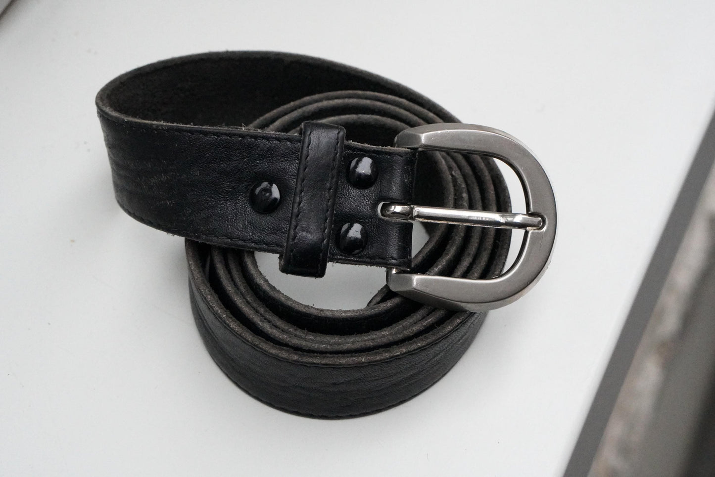 Vintage Black Leather Belt Silver Horseshoe Buckle Distressed Boho Waist Belt
