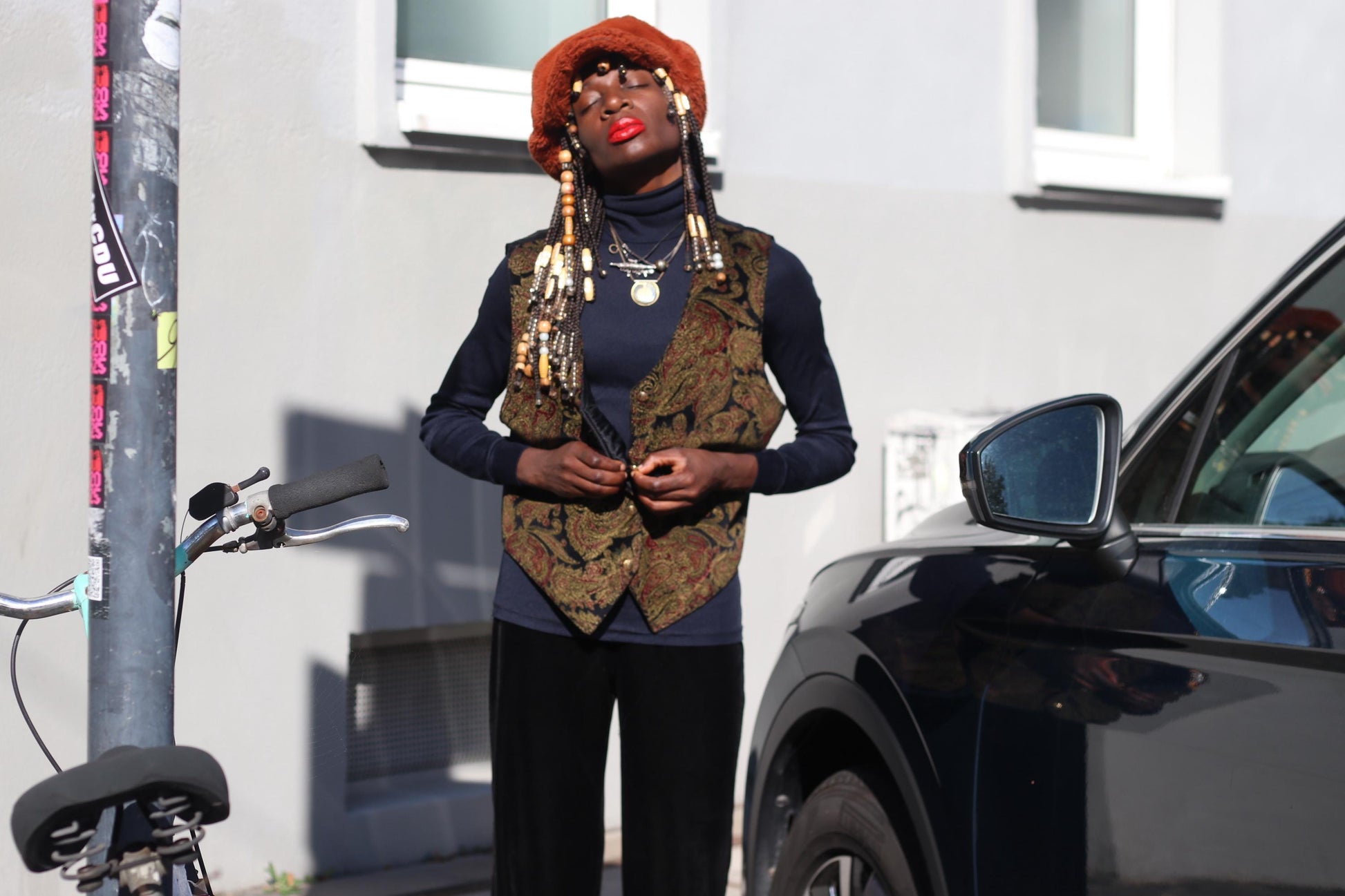 Vintage Paisley Tapestry Vest Brocade Waistcoat Dark Academia Boho Gilet Small