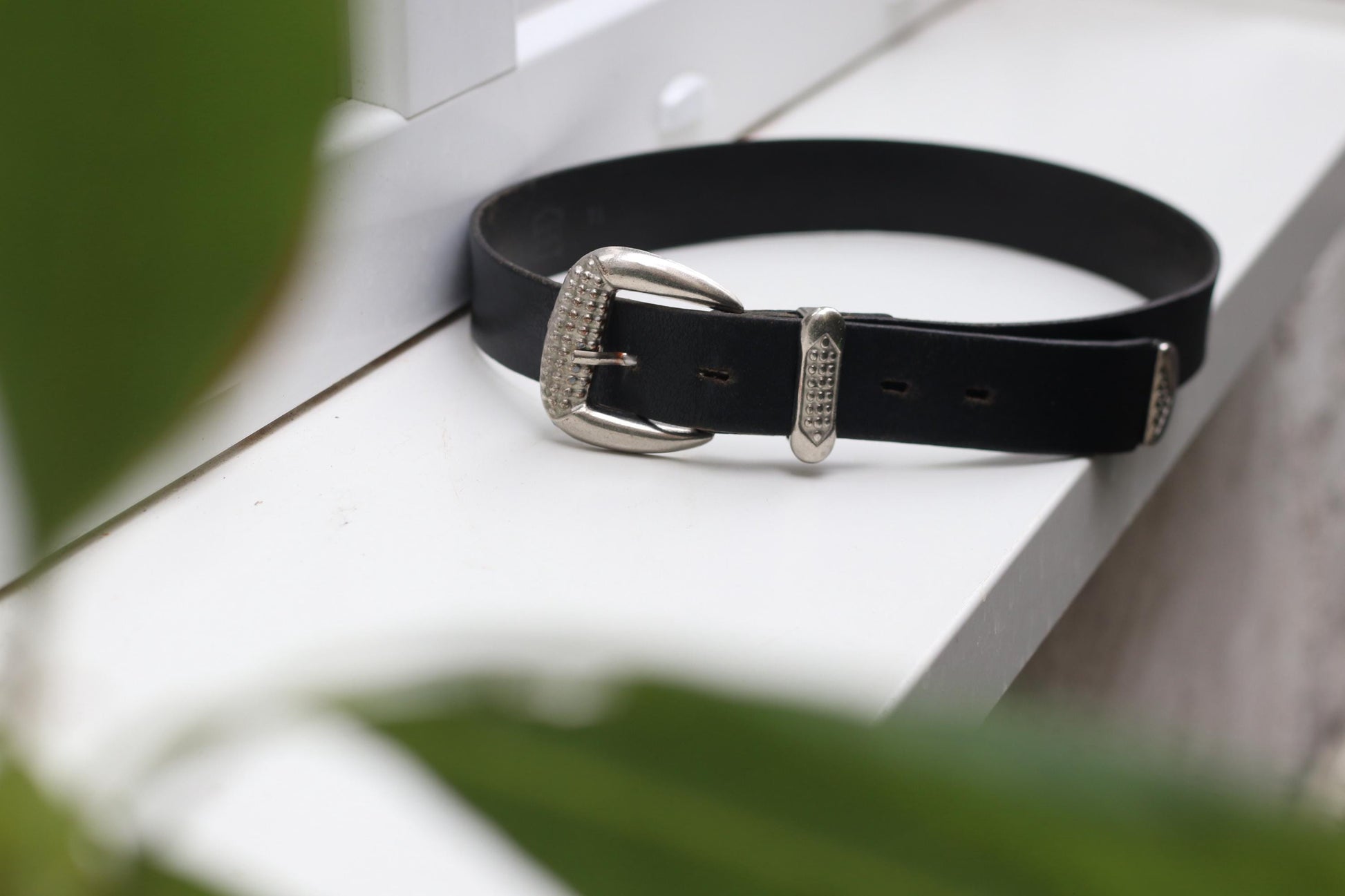 Western Belt Black Leather Silver Buckle| Vintage Cowboy Boho Women's Belt Size 75