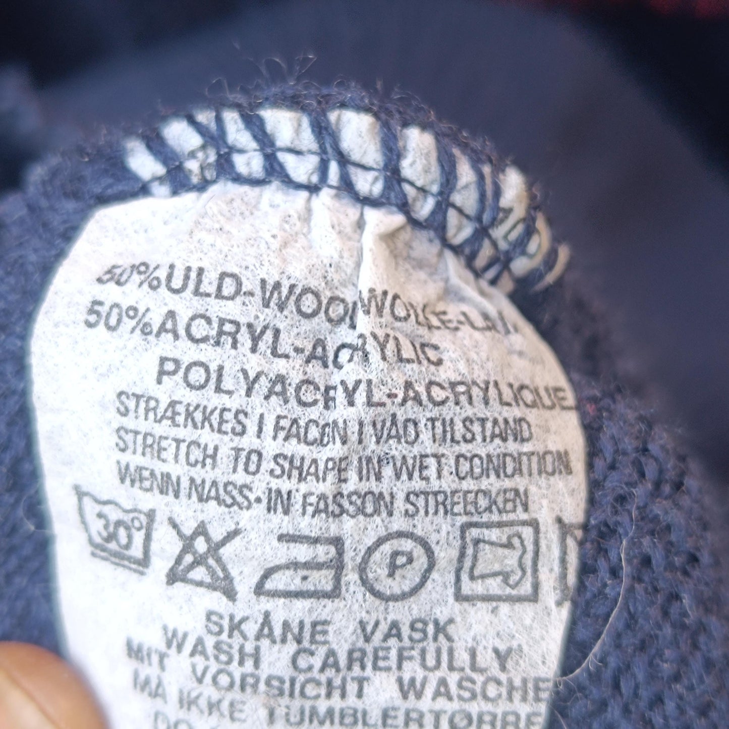 Vintage V-Neck Sweater| 90s Oversized Unisex Preppy Knit Jumper| Striped Winter Pullover