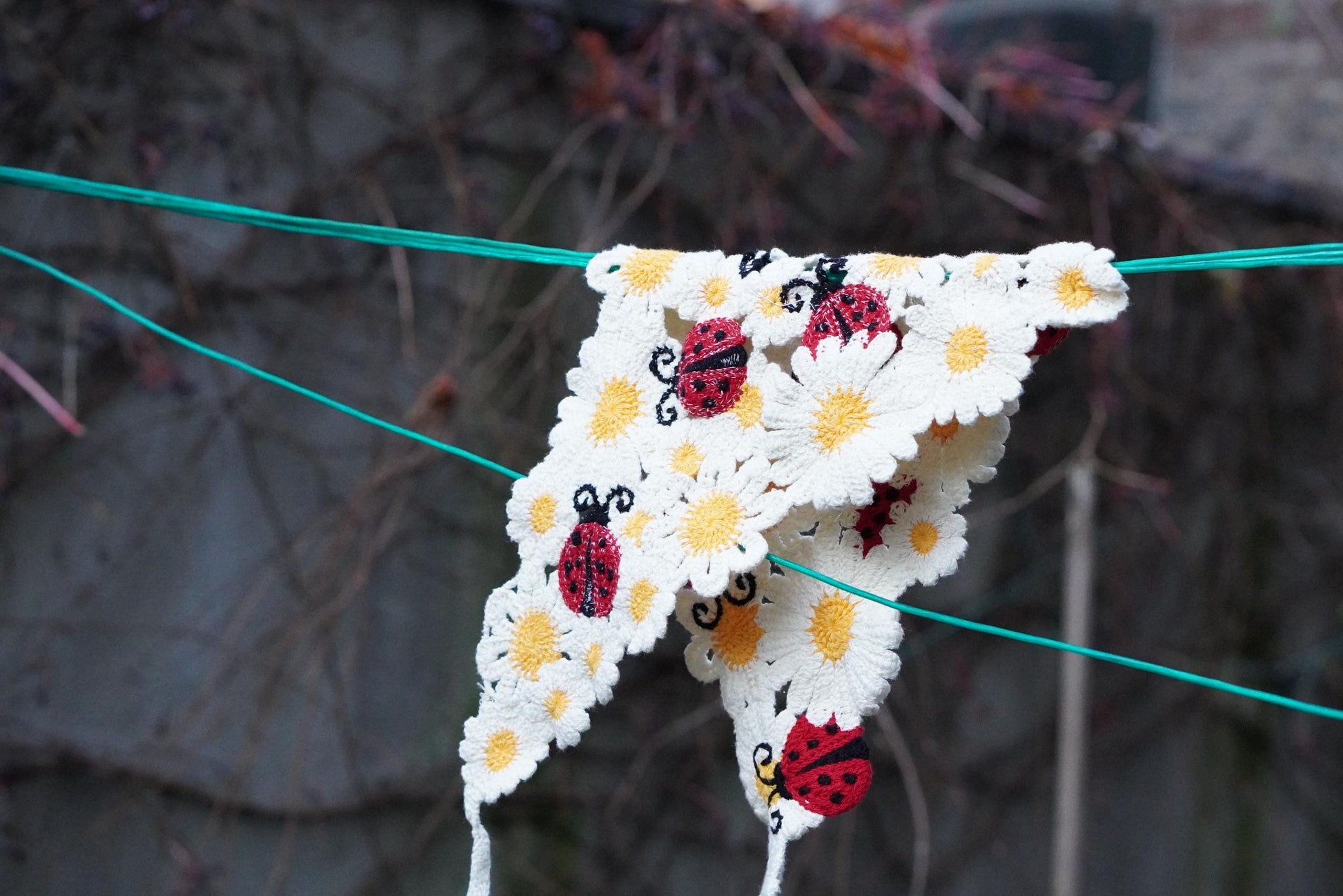 Vintage Crochet Daisy Bandana with Ladybugs | Handmade Flower Hair Kerchief Cottagecore Wrap