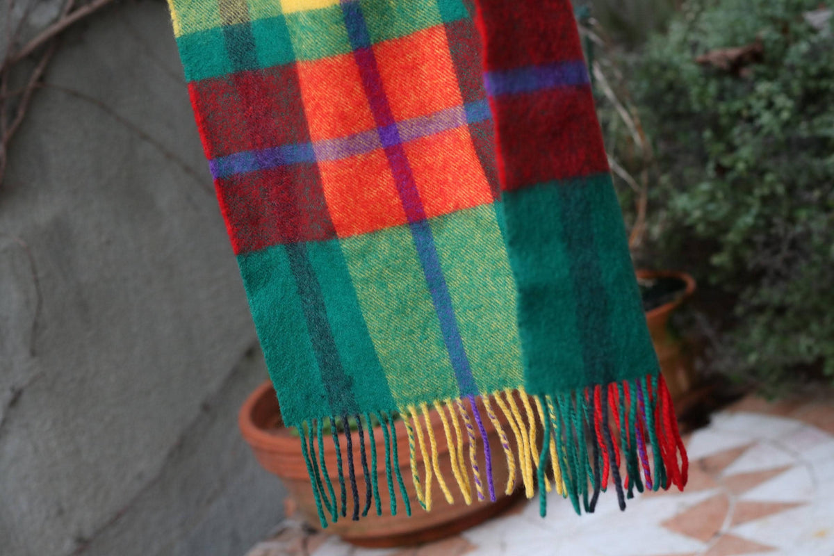 Plaid Wool Scarf - 90s Vintage Tartan Winter Wrap - Green Red One Size