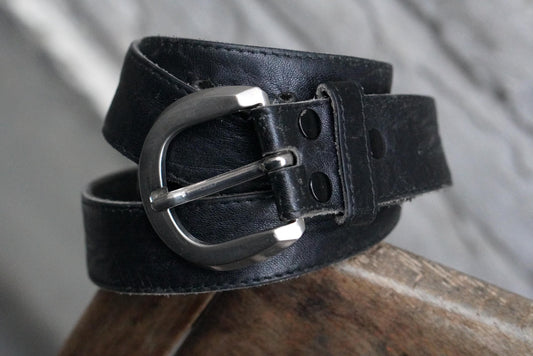 Vintage Black Leather Belt Silver Horseshoe Buckle Distressed Boho Waist Belt