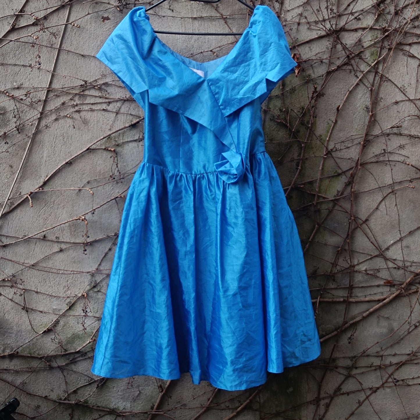 Vintage 80s Blue Taffeta Party Dress: Fit and Flare, Portrait Collar
