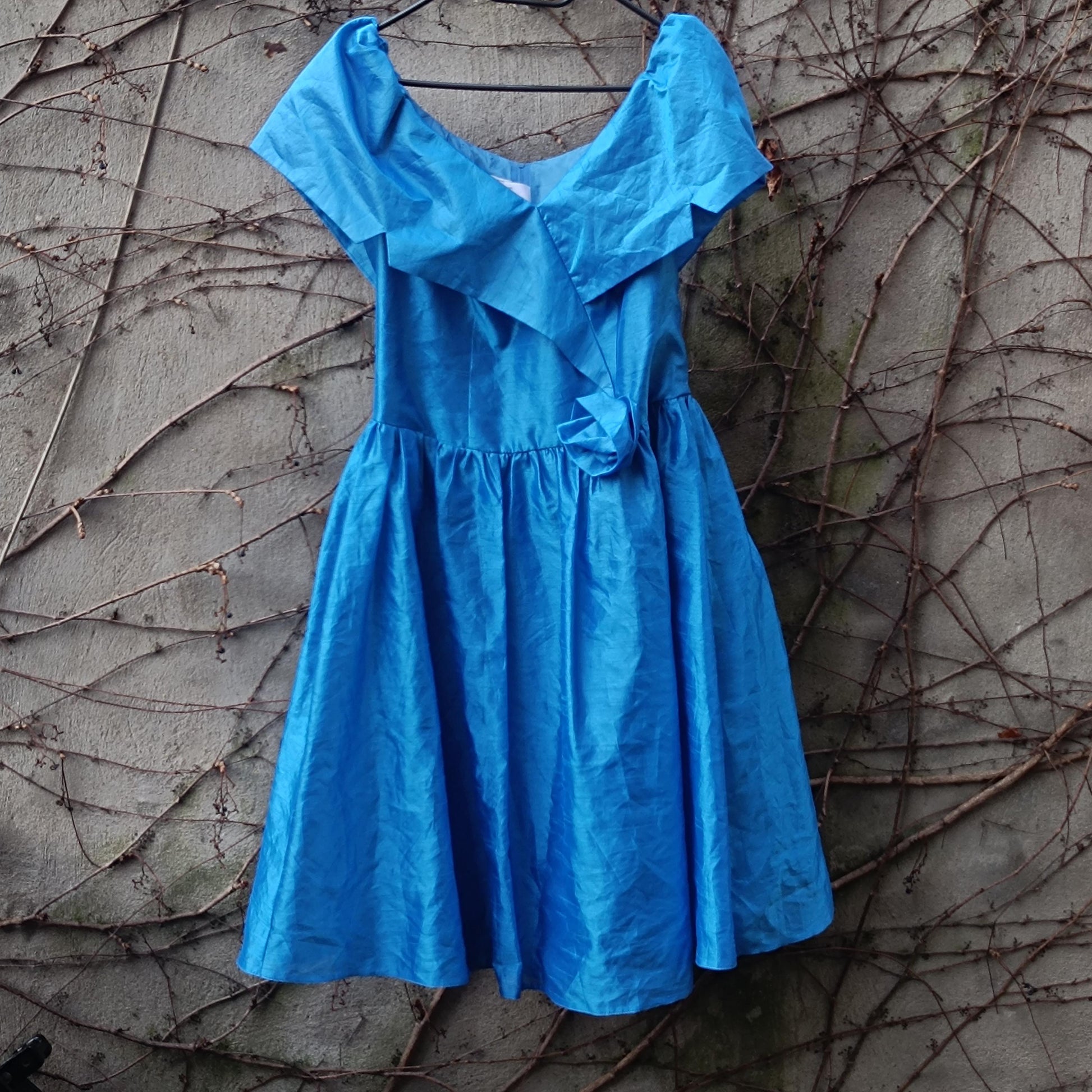 Vintage 80s Blue Taffeta Party Dress: Fit and Flare, Portrait Collar