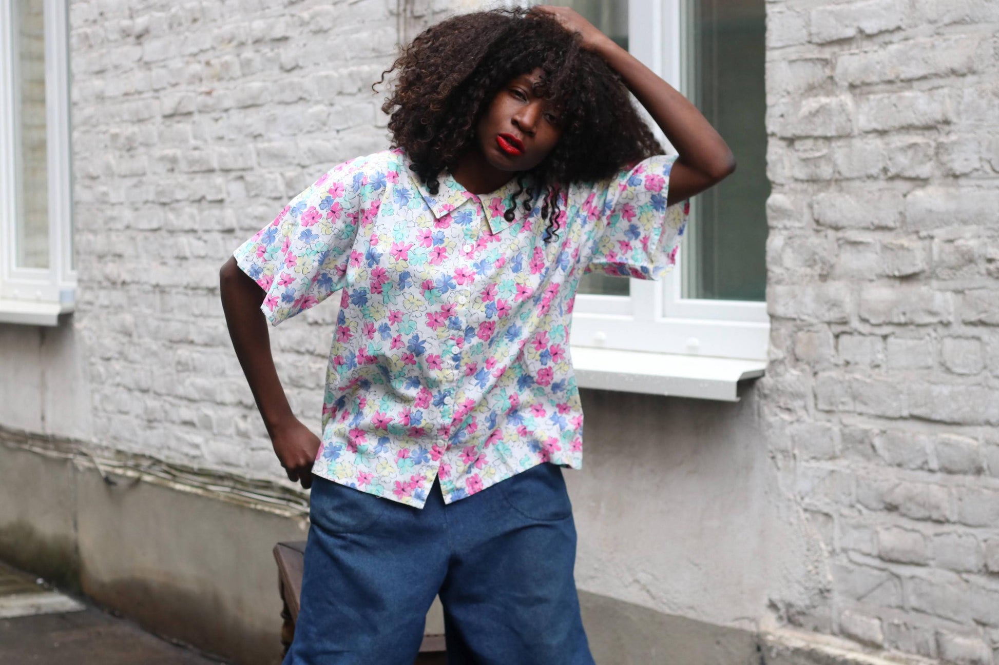 Vintage 80s Floral Blouse Camp Collar Pastel Shirt Abstract Flower Print Top Cotton