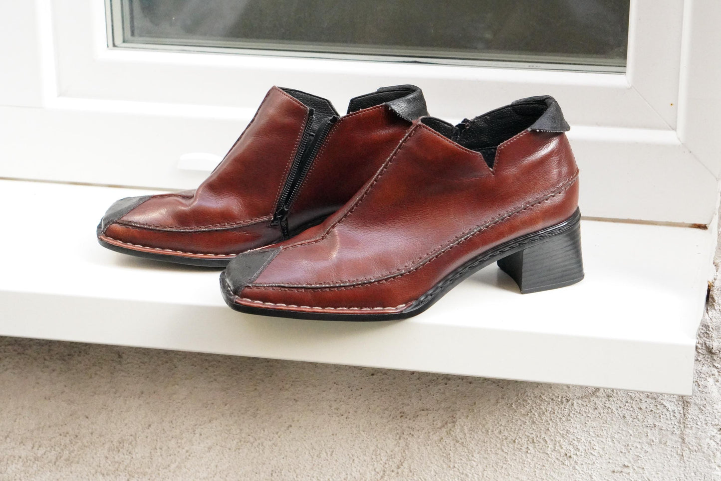 Vintage Rieker Brown Leather Ankle Boots Square Toe Block Heel 90s Minimalist