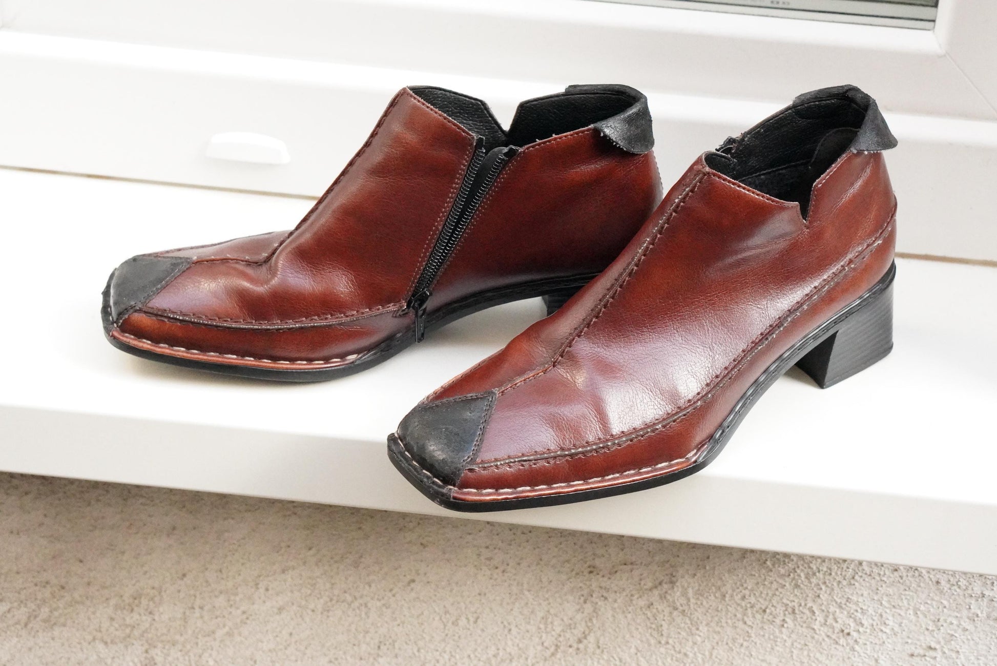 Vintage Rieker Brown Leather Ankle Boots Square Toe Block Heel 90s Minimalist