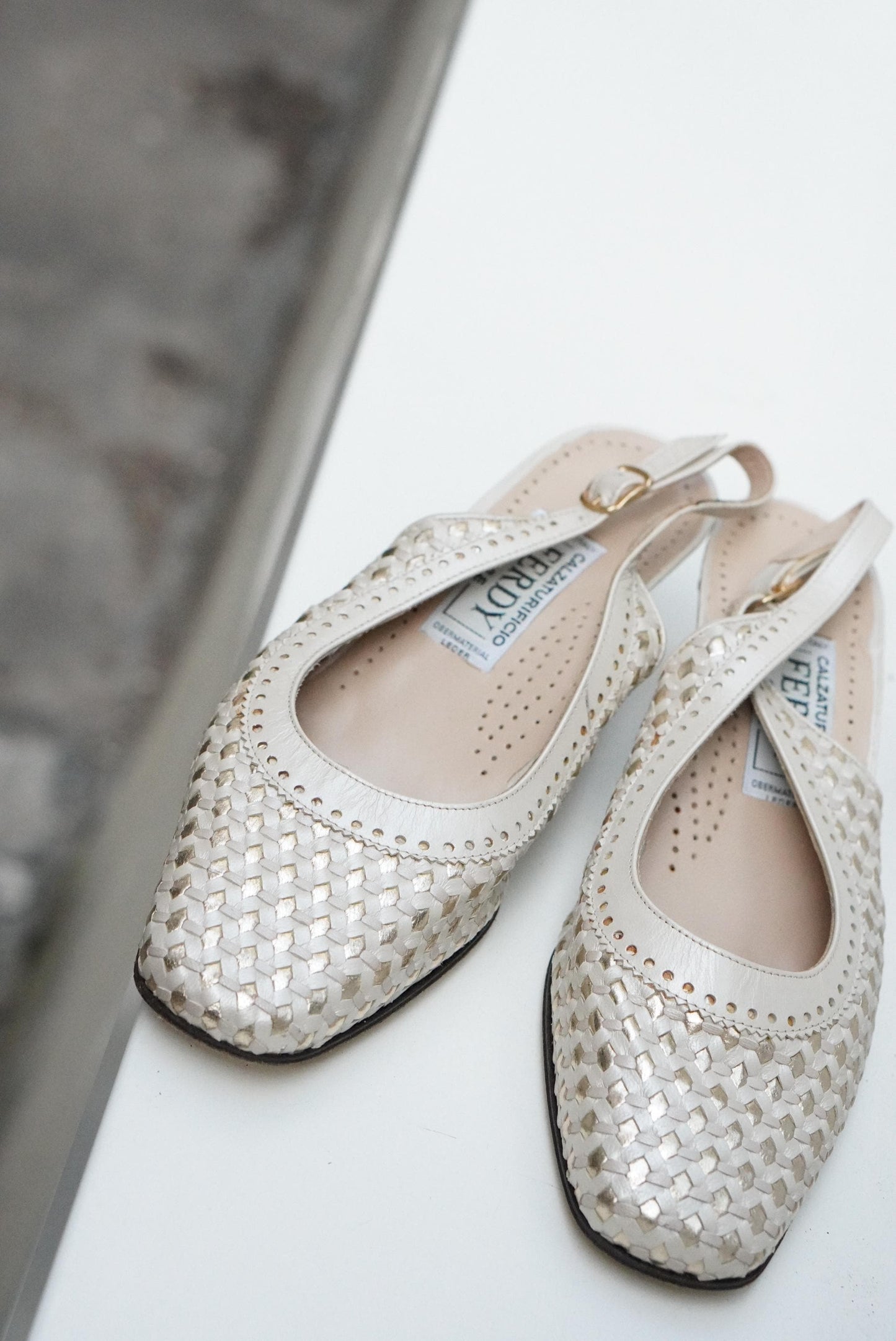Vintage Italian Leather Slingback Shoes Cream Gold Woven Flats Square Toe Size 38.5