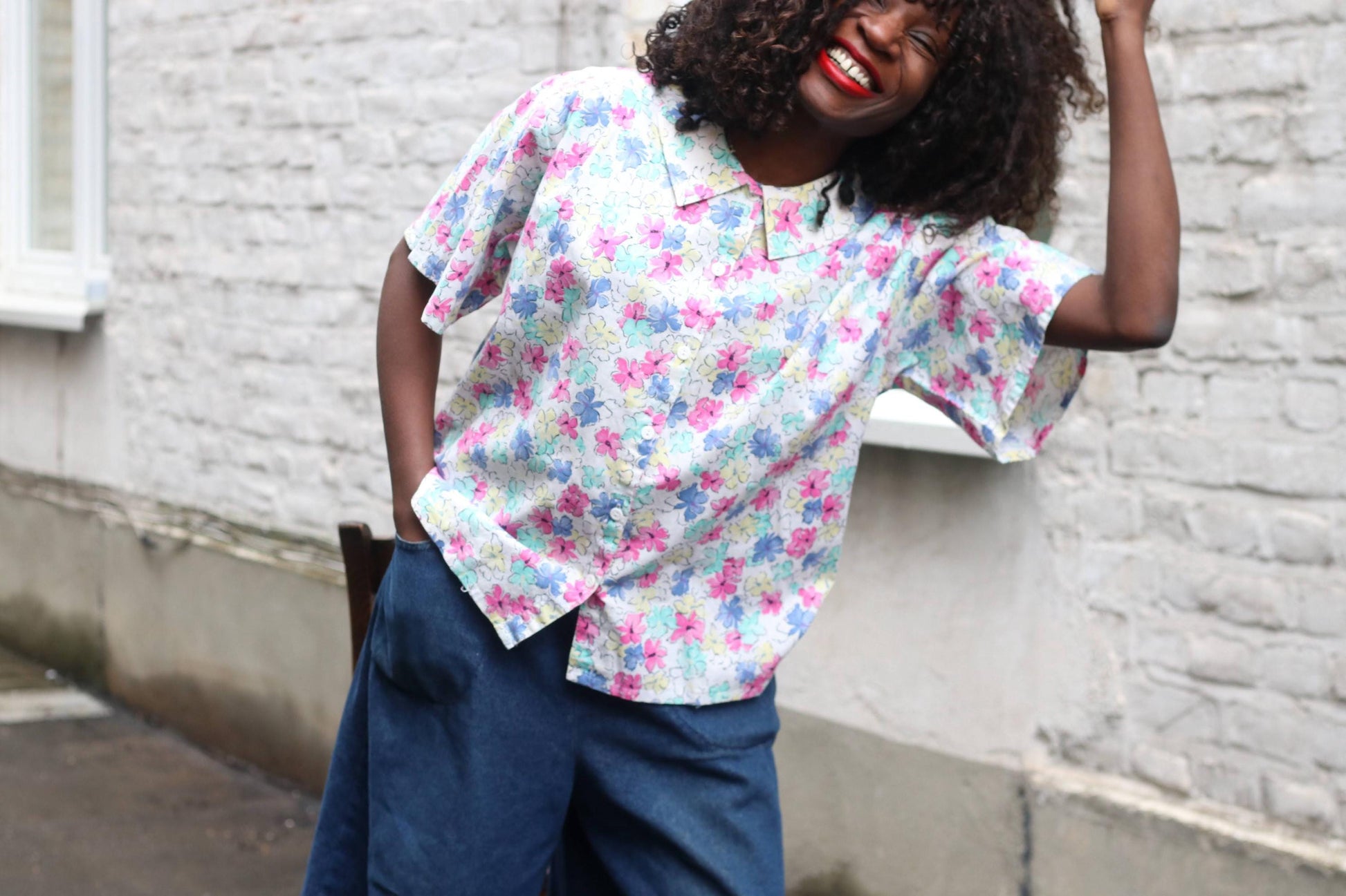 Vintage 80s Floral Blouse Camp Collar Pastel Shirt Abstract Flower Print Top Cotton