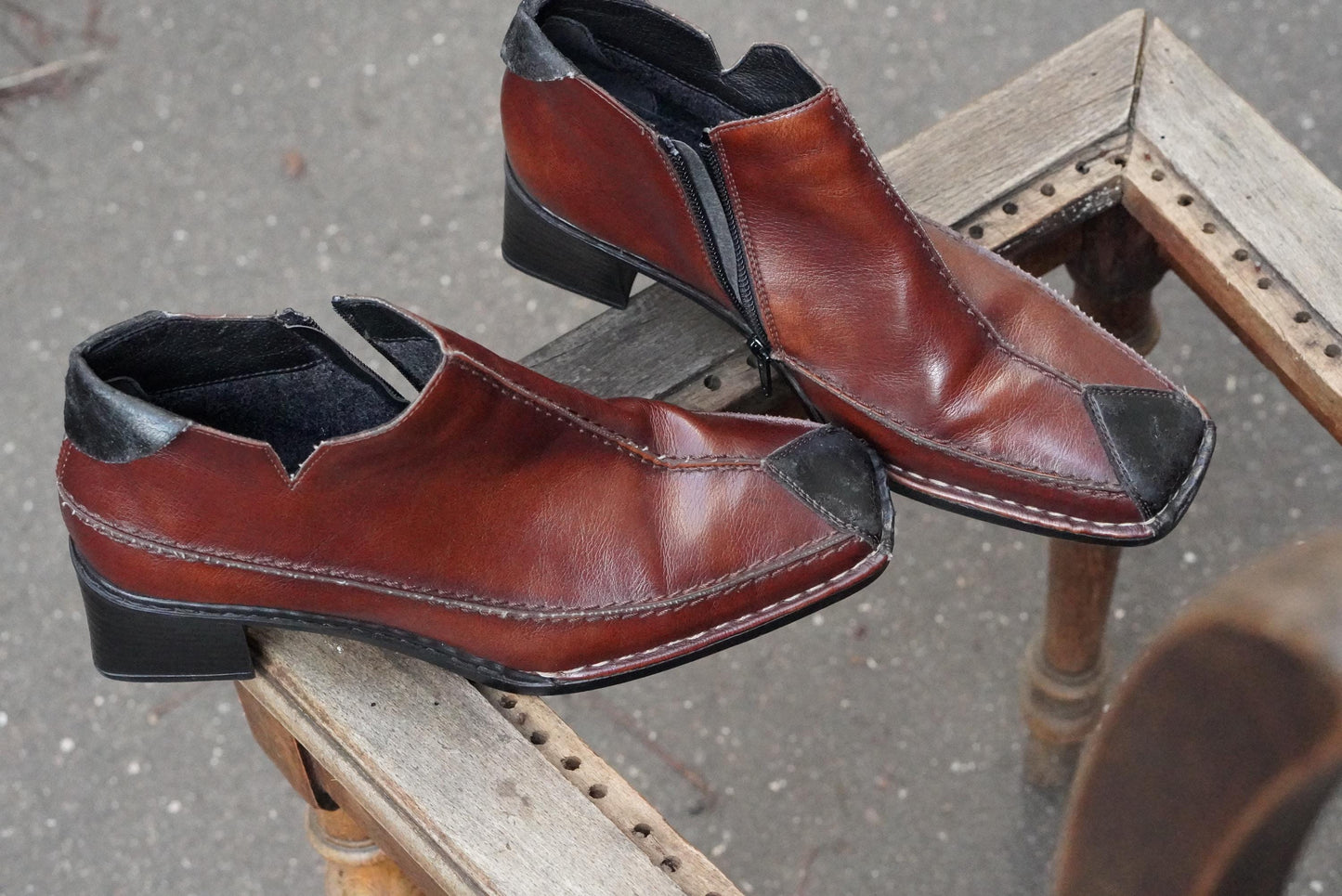Vintage Rieker Brown Leather Ankle Boots Square Toe Block Heel 90s Minimalist